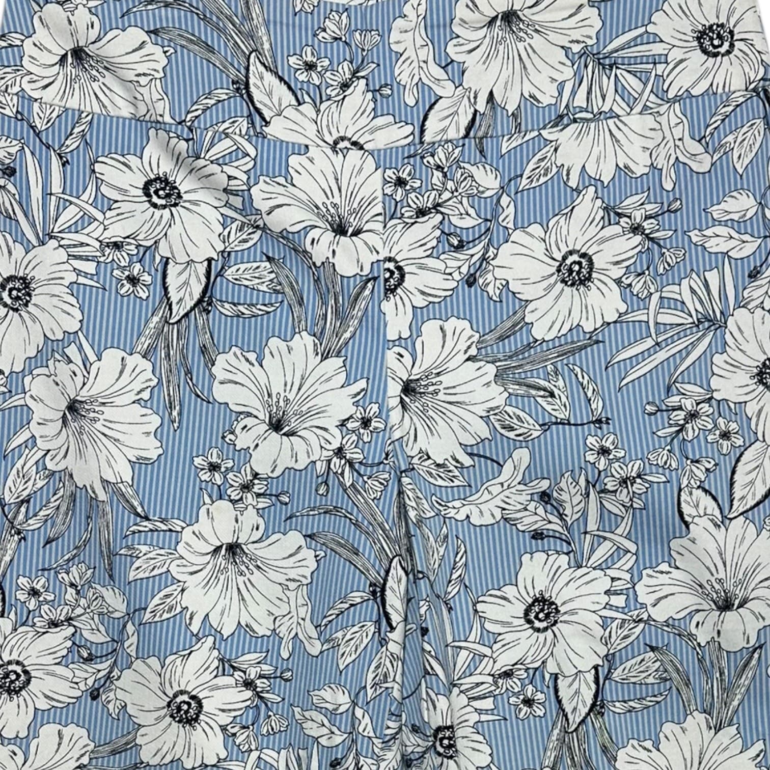Versona Women's Floral Striped Ankle Pants Size 10 Blue White Modern - Thumbnail 3