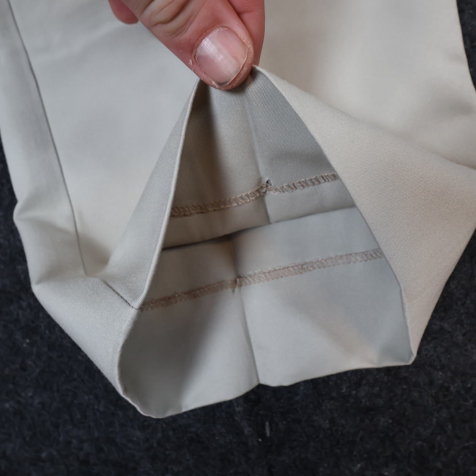 Roundtree & Yorke Dress Pants Mens 44x34 Beige Excellent Pleated Easy Care - Thumbnail 13