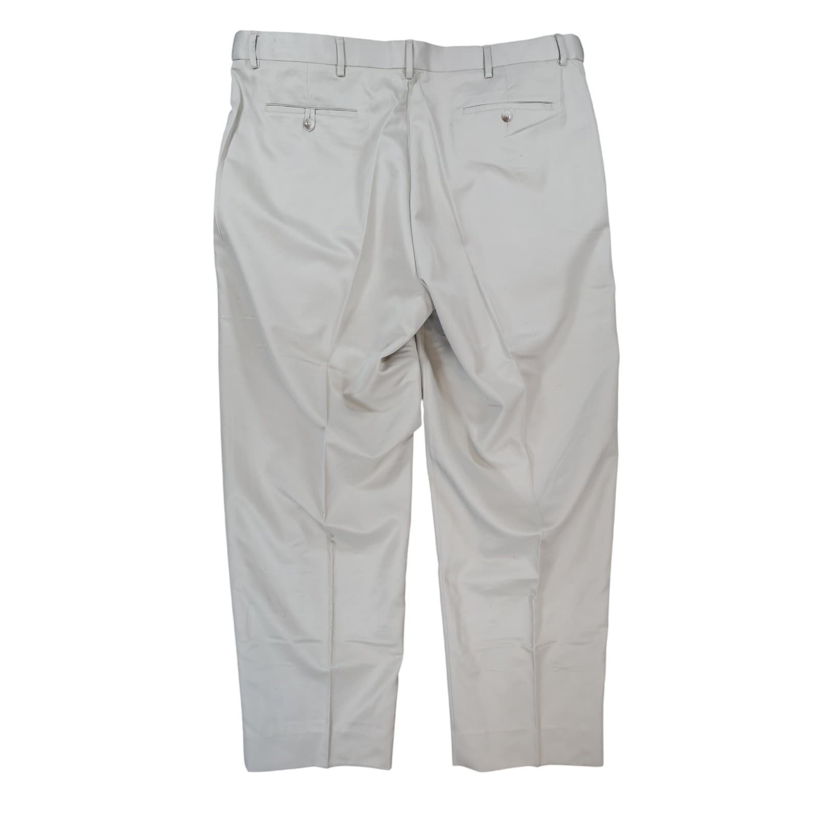 Roundtree & Yorke Dress Pants Mens 44x34 Beige Excellent Pleated Easy Care - Thumbnail 2