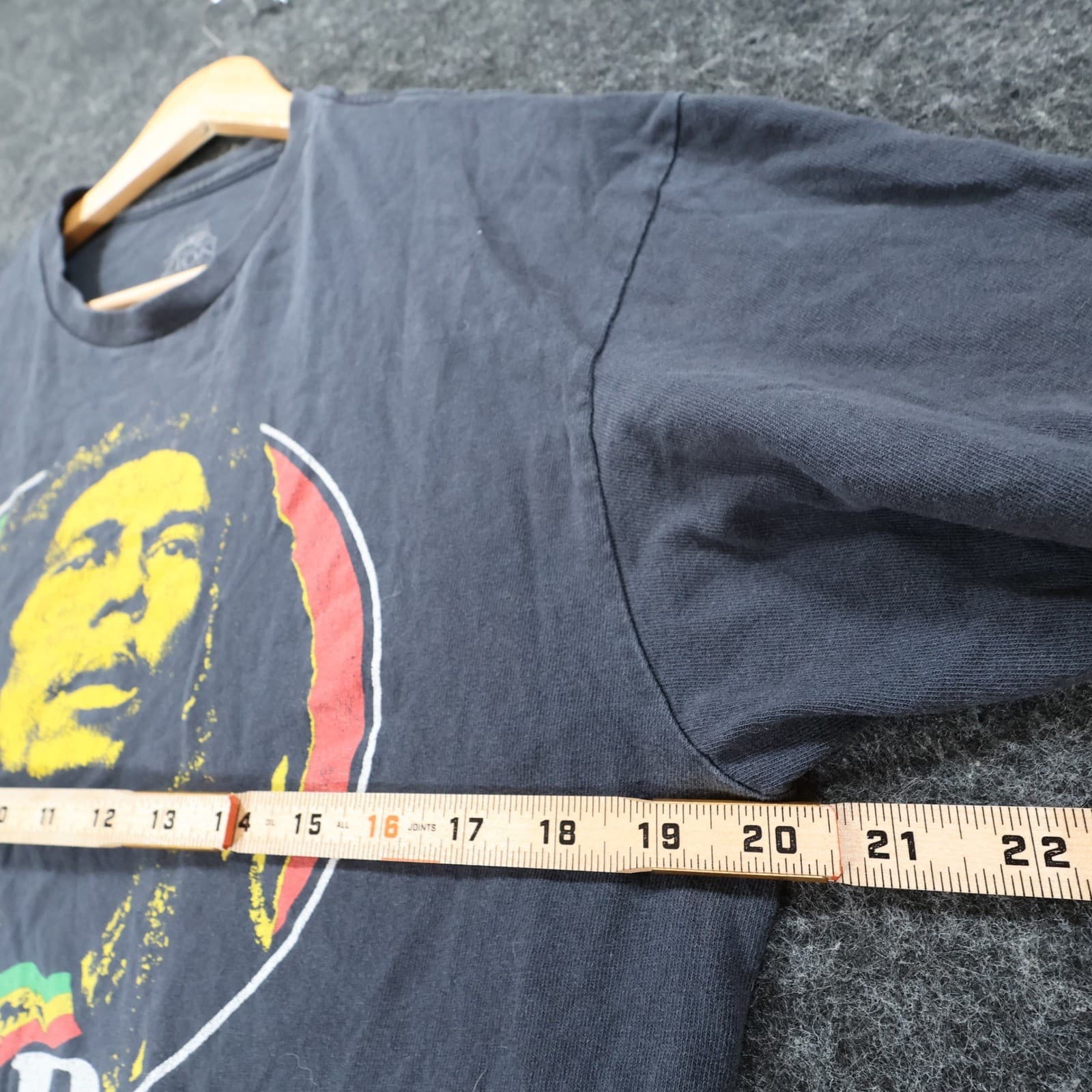 Zion Bob Marley T-Shirt Mens L Black Cotton Regular Fit Graphic Reggae Music Tee - Thumbnail 5
