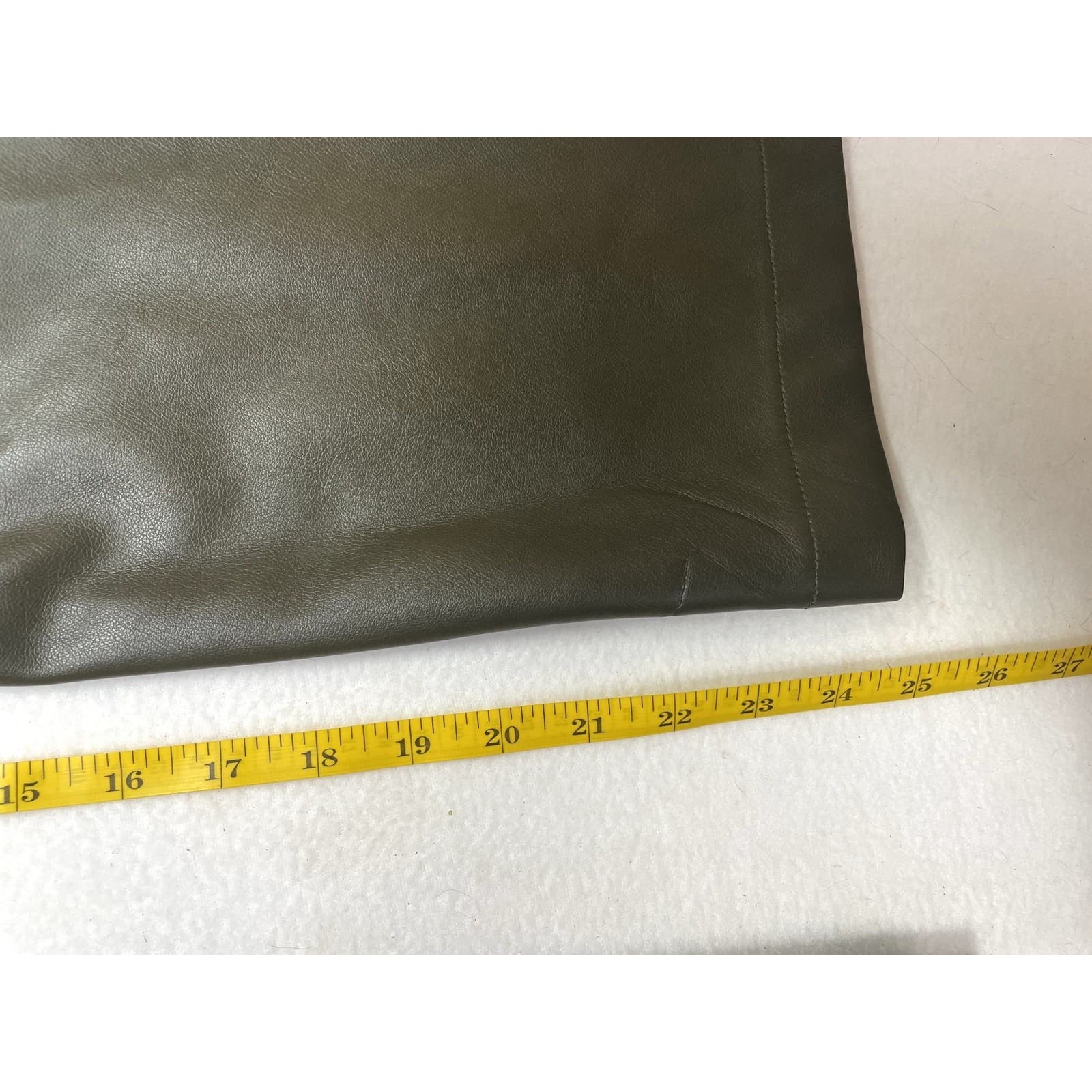 Avec Les Filles Olive Faux Leather Cropped Flare Pants Women's Size M - Thumbnail 8