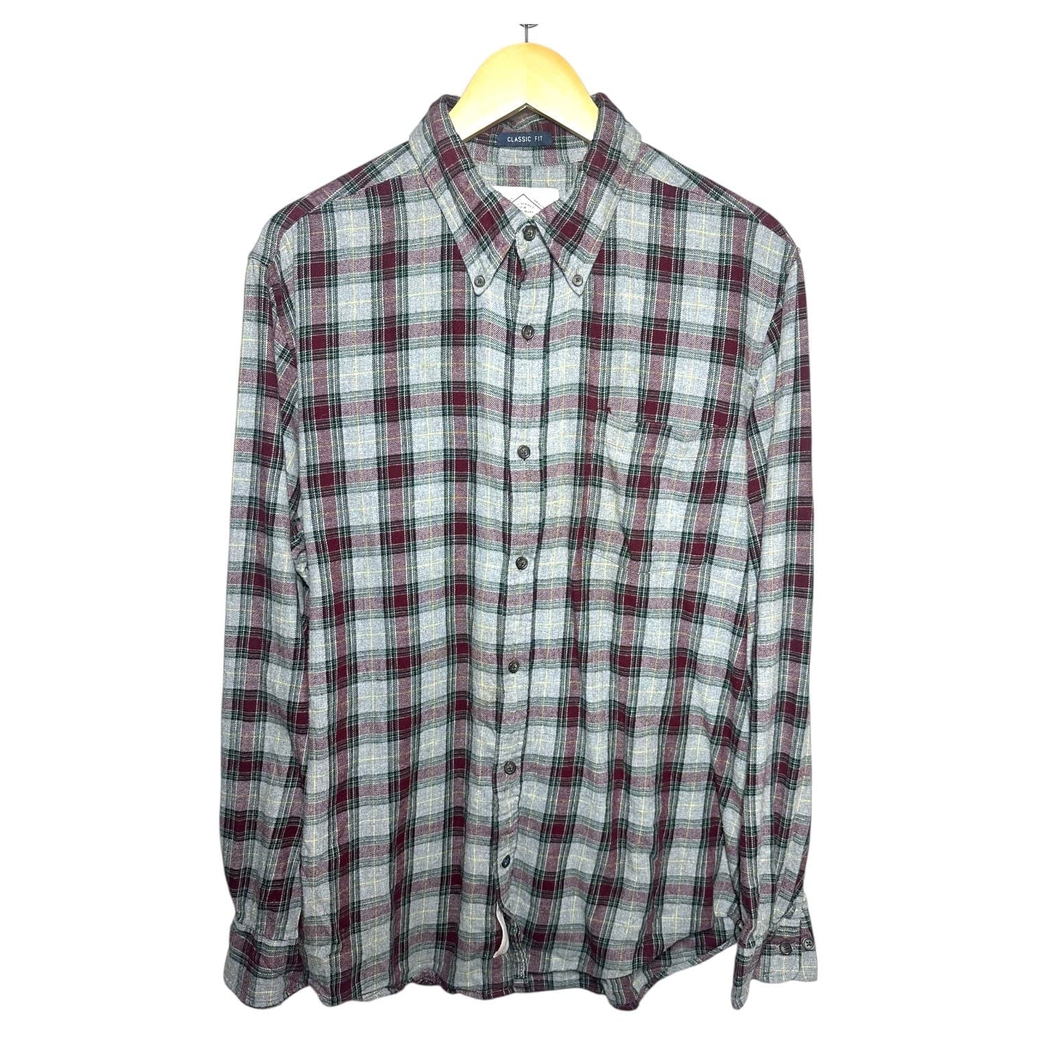 St. John's Bay Men's Size L Classic Fit Plaid Flannel Shirt Button Up - Thumbnail 2