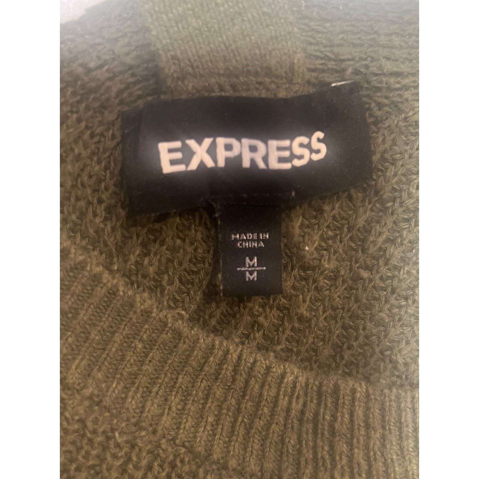 Express Women’s Medium Green Pullover Sweater – Cozy Everyday Essential - Thumbnail 3