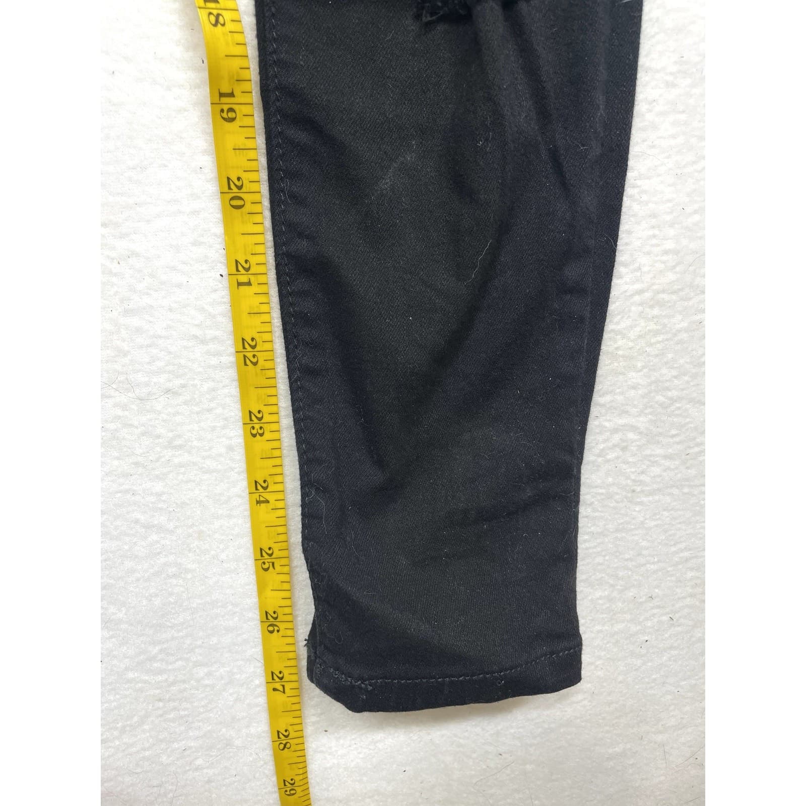 Sneak Peek Women's Size 1 Black Ripped Skinny Jeans | Distressed Denim USA - Thumbnail 8