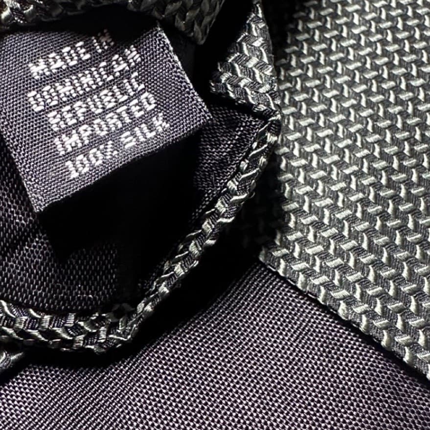 Van Heusen Mens Dark Grey Black Micro Pattern Textured 100% Silk Necktie Tie - Thumbnail 6