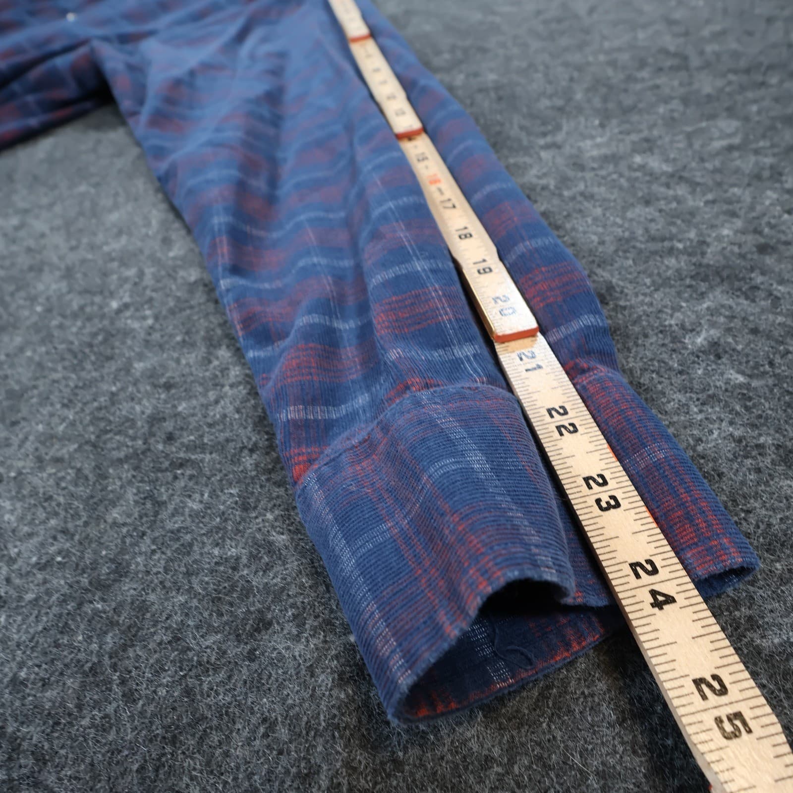 Roundtree & Yorke Button Down Mens L Blue Cotton Corduroy Plaid Casual Shirt - Thumbnail 4