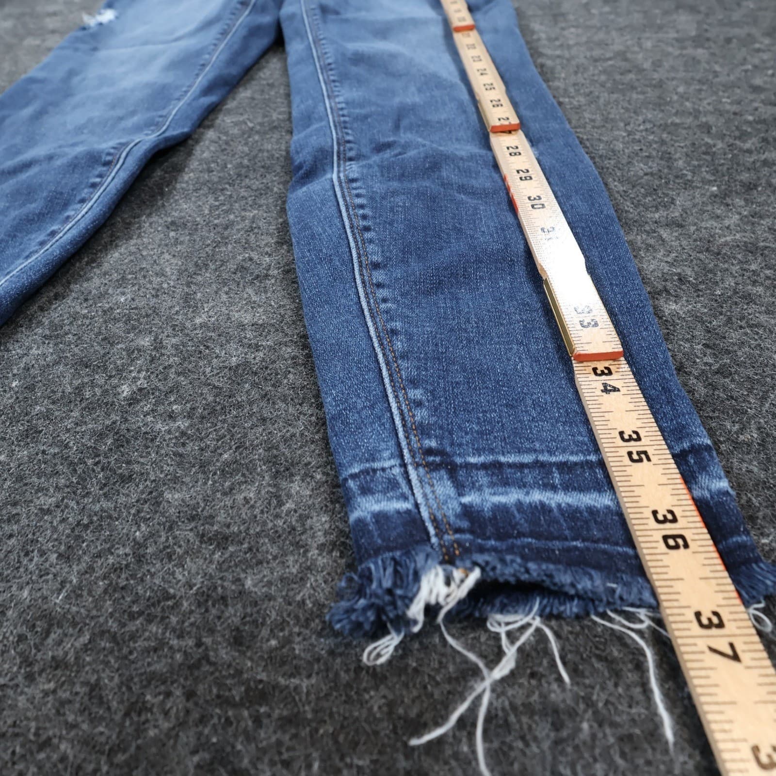 Spanx Jean-ish Leggings Womens Medium Cotton Blend Skinny Distressed Raw Hem - Thumbnail 3