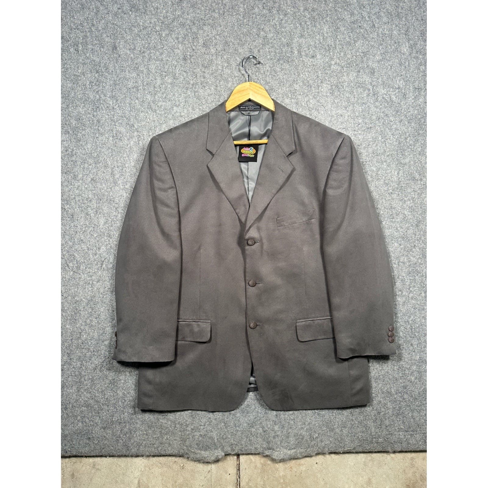 Jeffrey Banks SupraSuede Grey 3-Button Blazer Sport Coat Mens Size 44S - Thumbnail 4