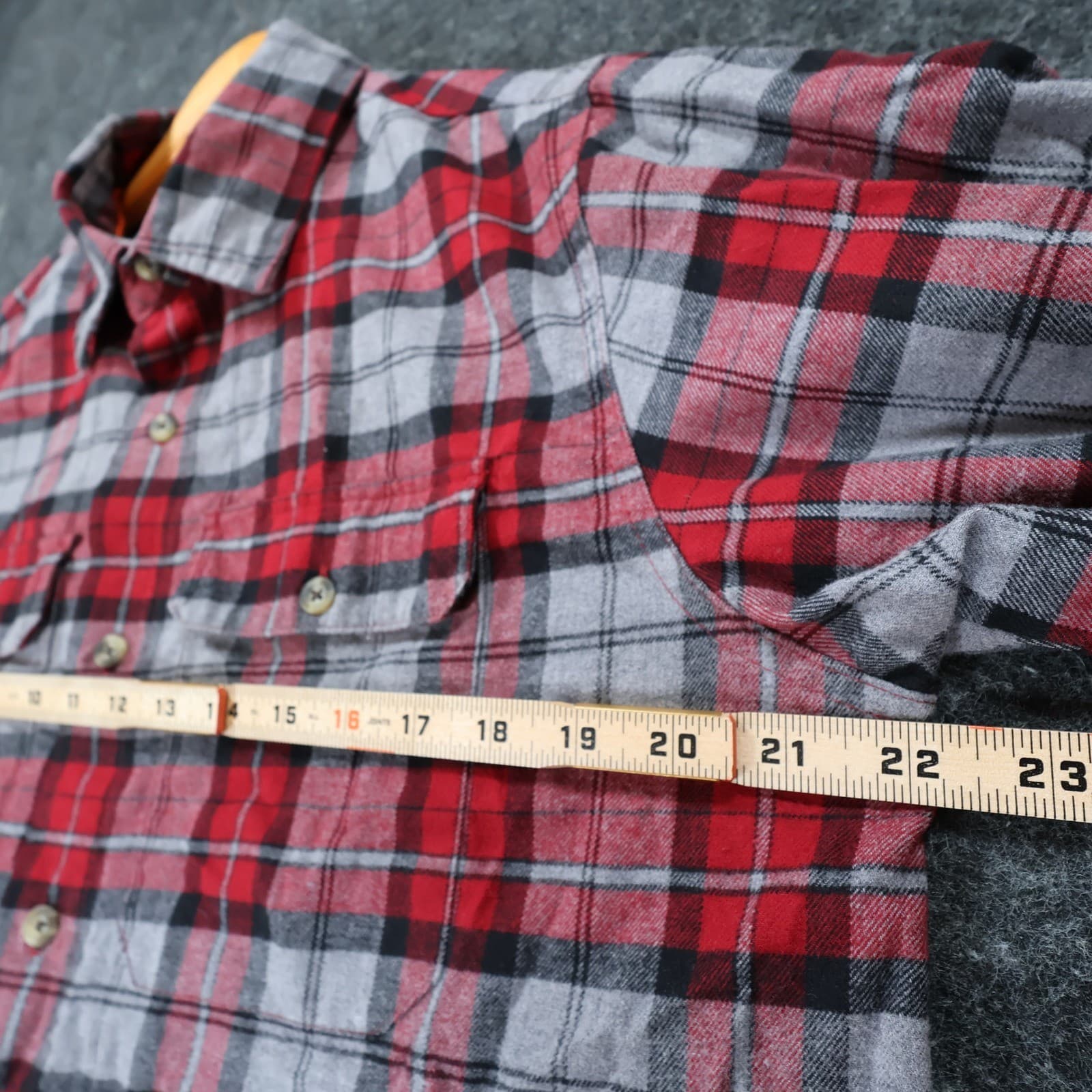 Magellan Outdoors Flannel Shirt Mens M Red Cotton Blend Loose Fit Hunt Gear - Thumbnail 3