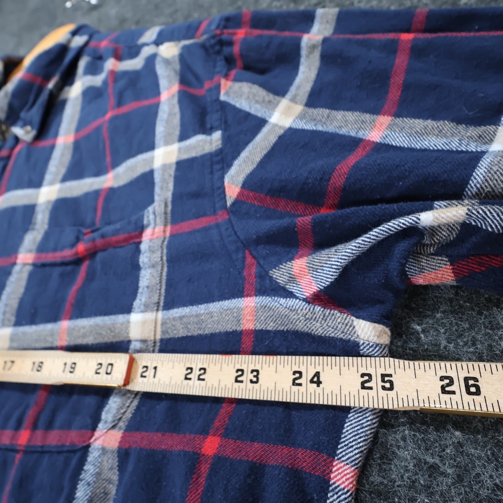 Saddlebred Flannel Shirt Mens XL Navy Blue Red White Cotton Classic Fit Plaid - Thumbnail 3