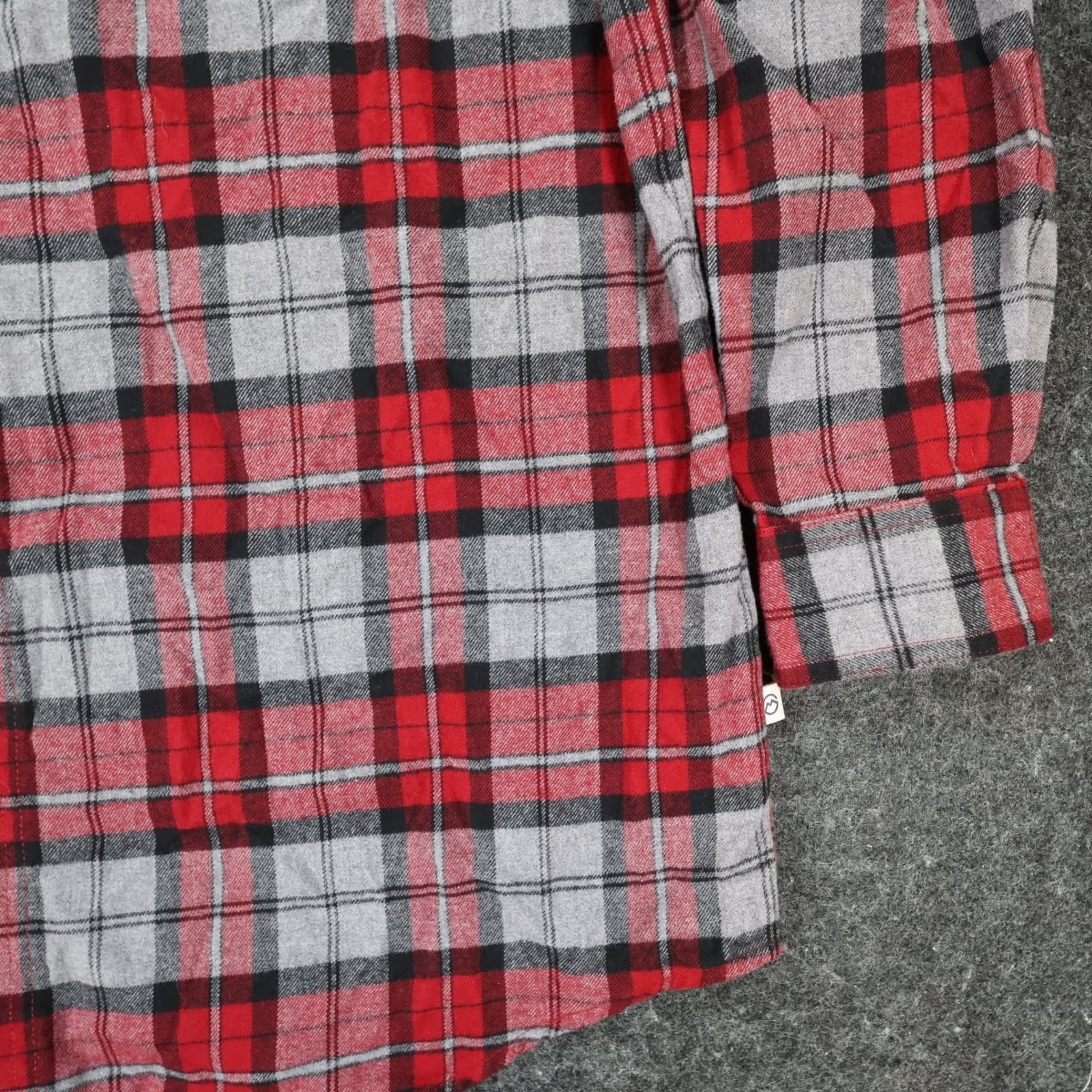 Magellan Outdoors Flannel Shirt Mens M Red Cotton Blend Loose Fit Hunt Gear - Thumbnail 10