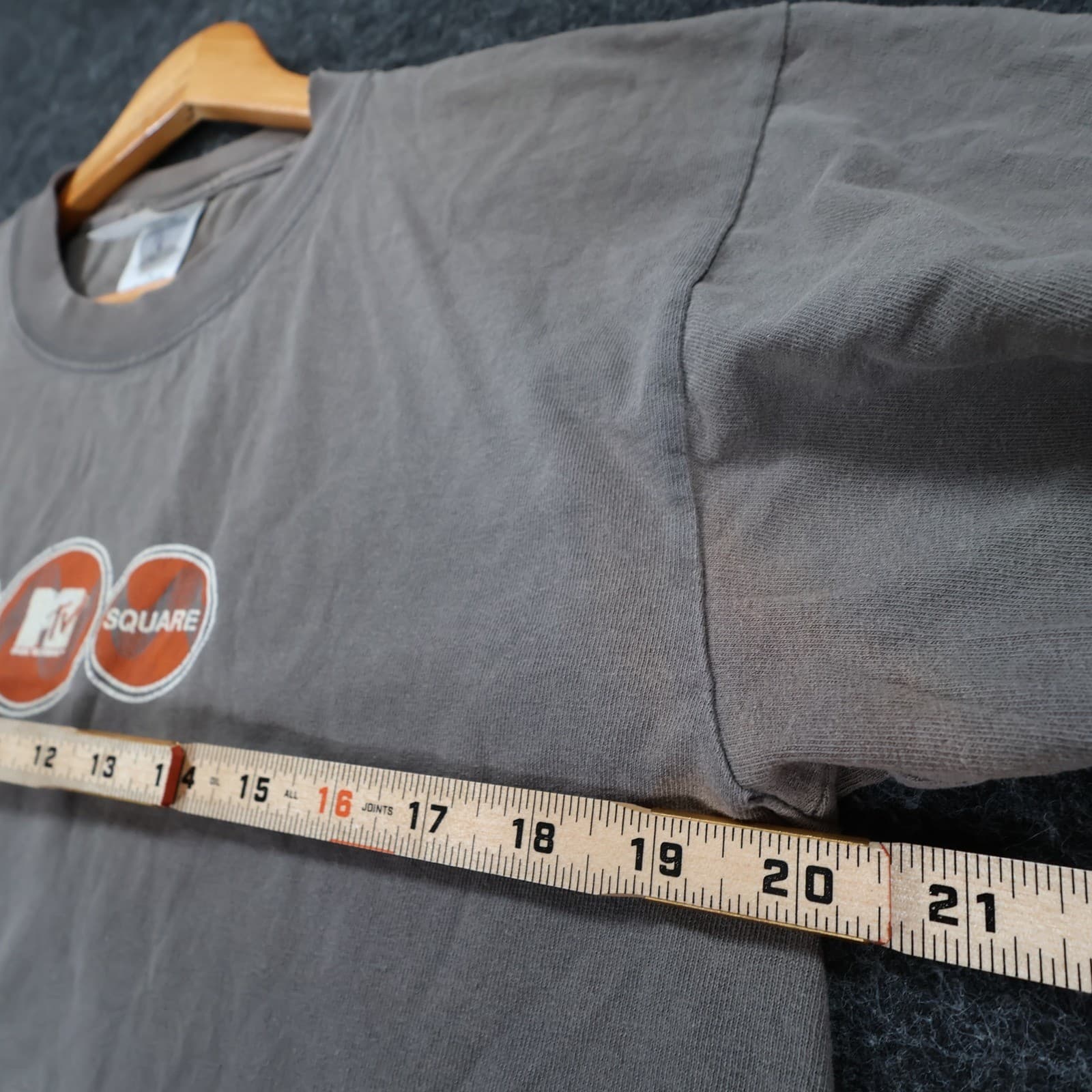 Gildan MTV Times Square T-Shirt Mens Medium Grey Cotton Graphic Tee Ultra Cotton - Thumbnail 5