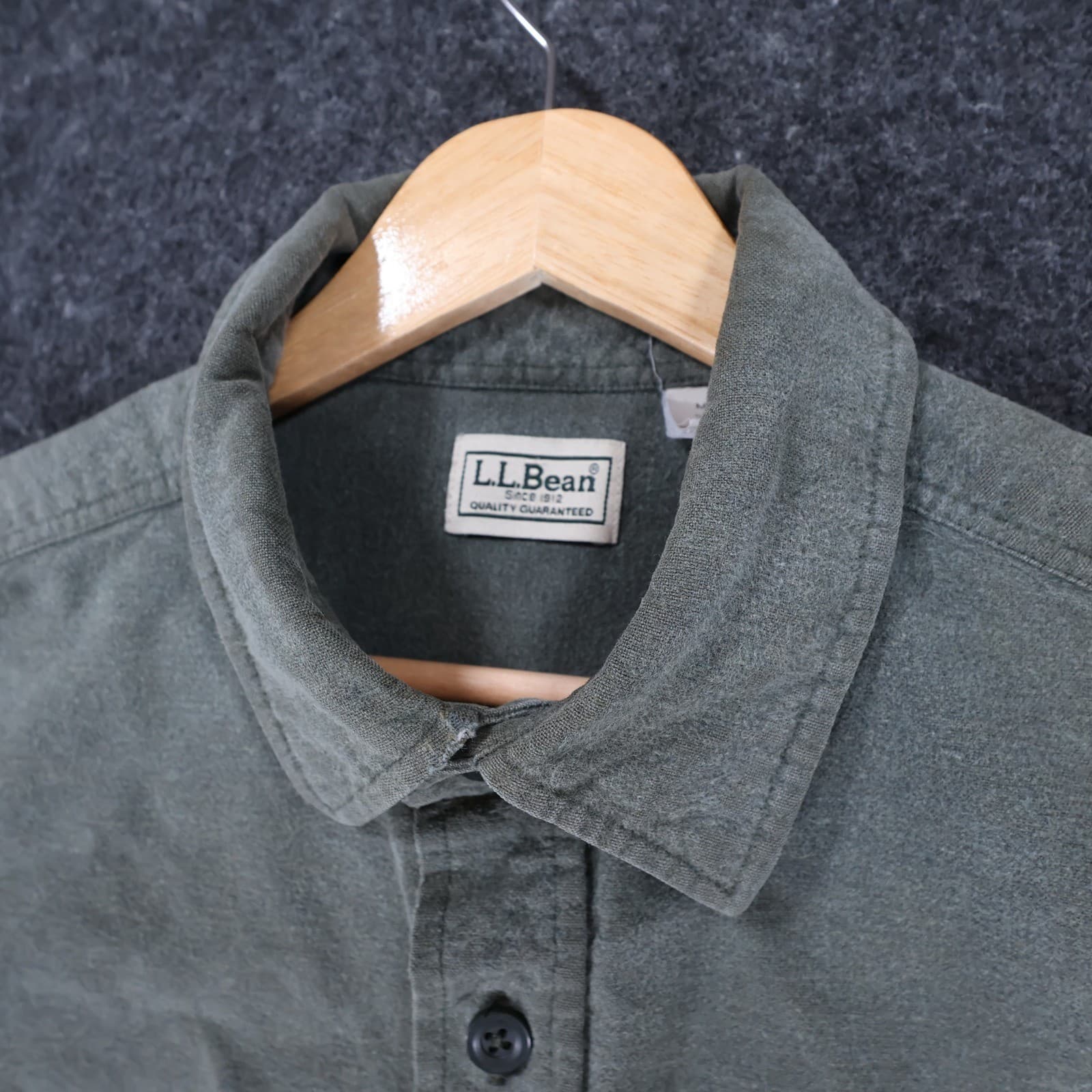 LL Bean Button Up Shirt Mens LG Green 100% Cotton Regular Fit Chamois Style - Thumbnail 9