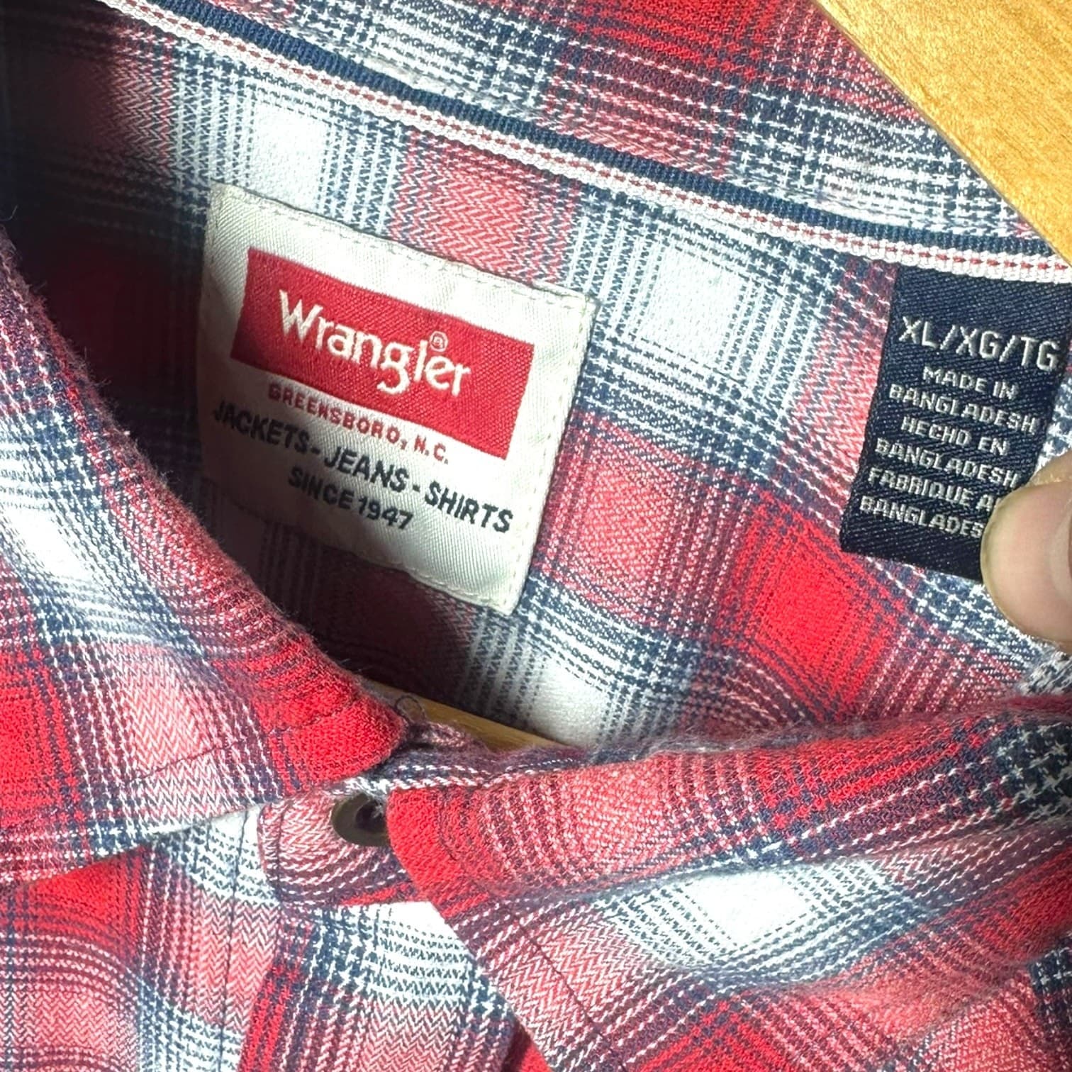 Wrangler Men's Size XL Red White Plaid Western Flannel Button Up Shirt - Thumbnail 6