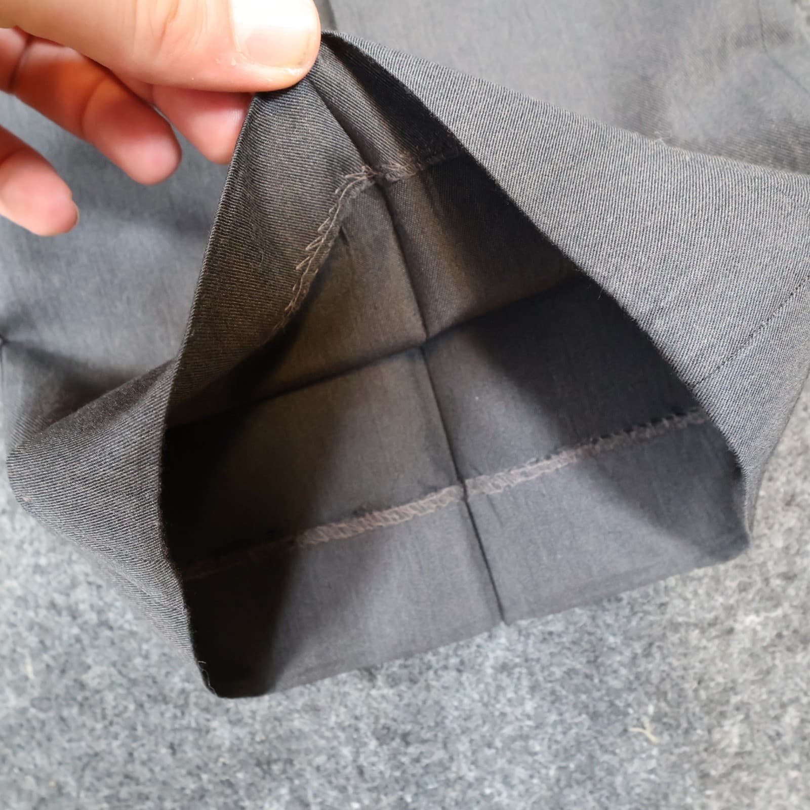 Haggar Dress Pants Mens 38x30 Gray Polyester Rayon Pleated Cuffed Slacks - Thumbnail 13
