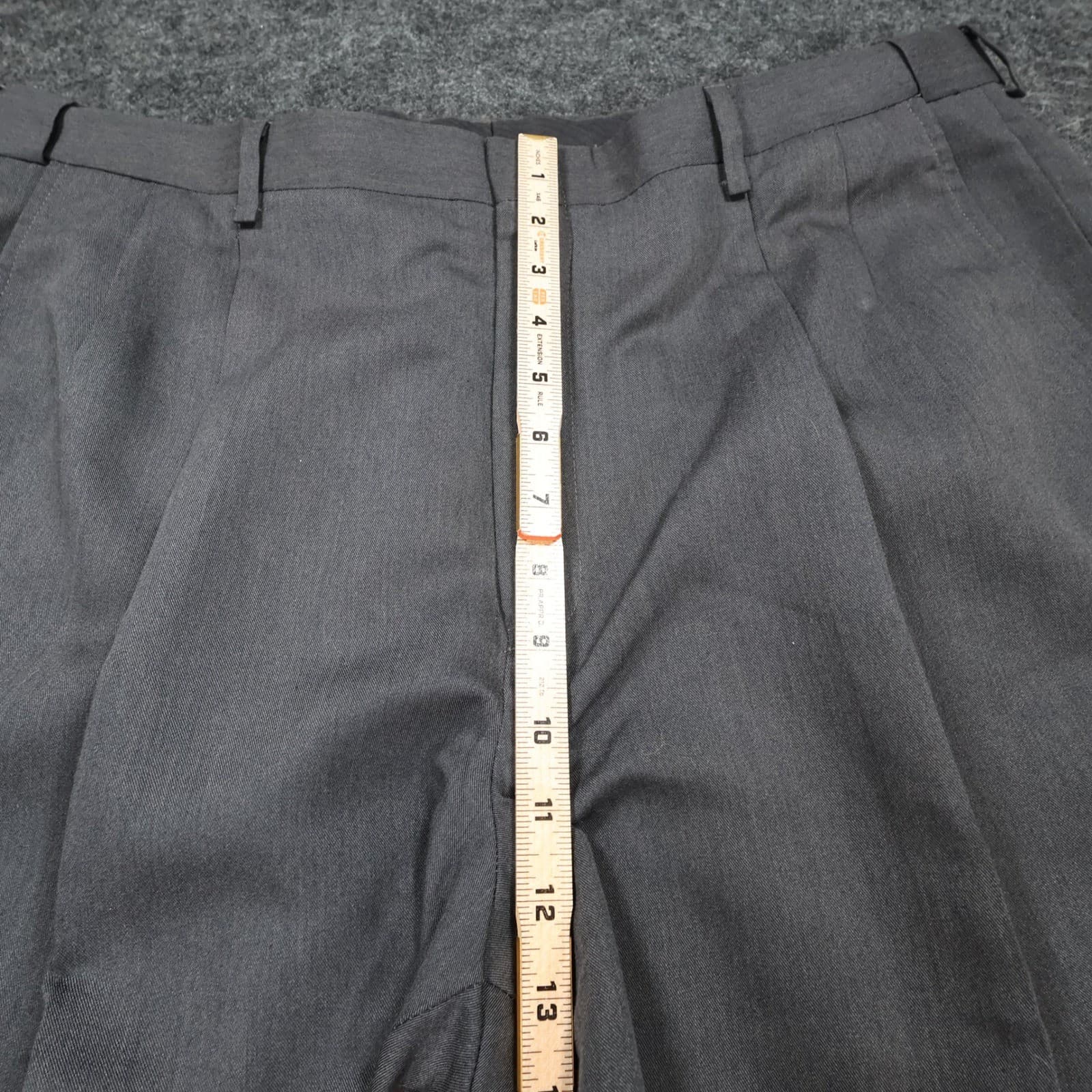 Haggar Dress Pants Mens 38x30 Gray Polyester Rayon Pleated Cuffed Slacks - Thumbnail 5