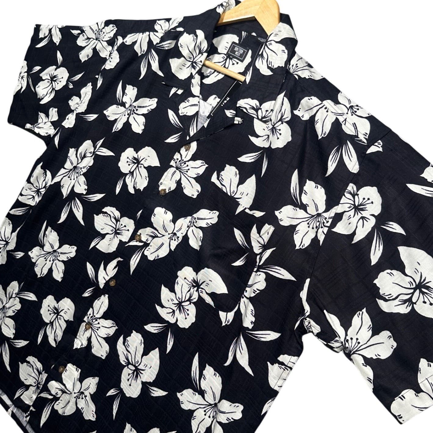 Junction West Floral Hawaiian Shirt Mens XL Black White Rayon New Tropical Aloha - Thumbnail 3
