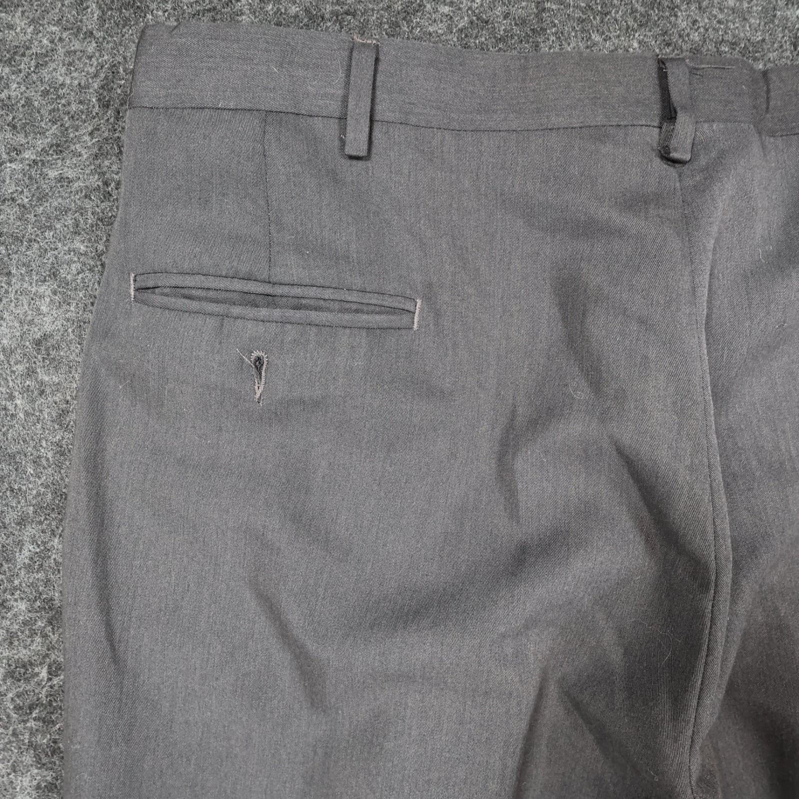 Haggar Dress Pants Mens 38x30 Gray Polyester Rayon Pleated Cuffed Slacks - Thumbnail 9