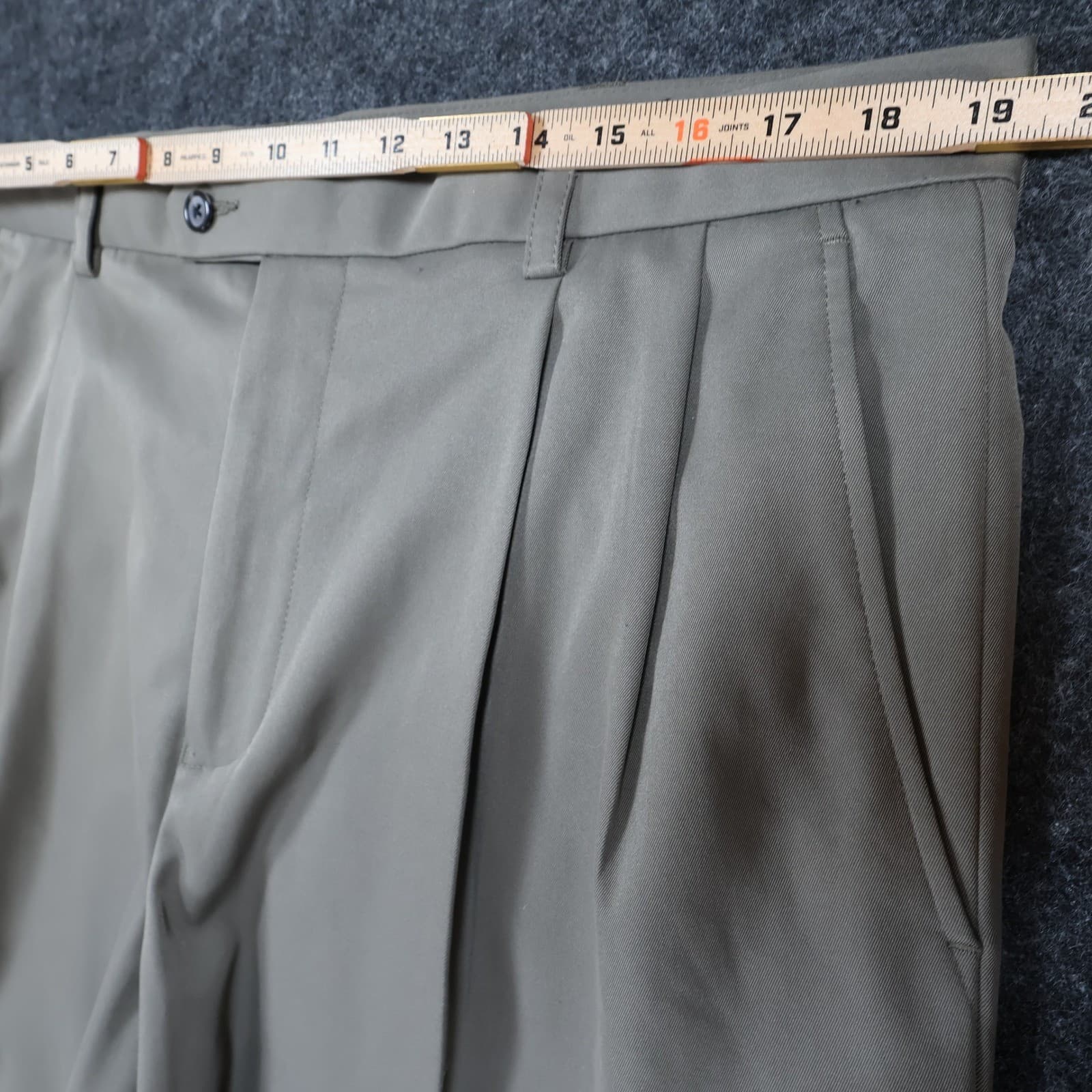 IZOD Dress Pants Mens 38x30 Khaki Polyester Pleated Cuffed Business Slacks - Thumbnail 6