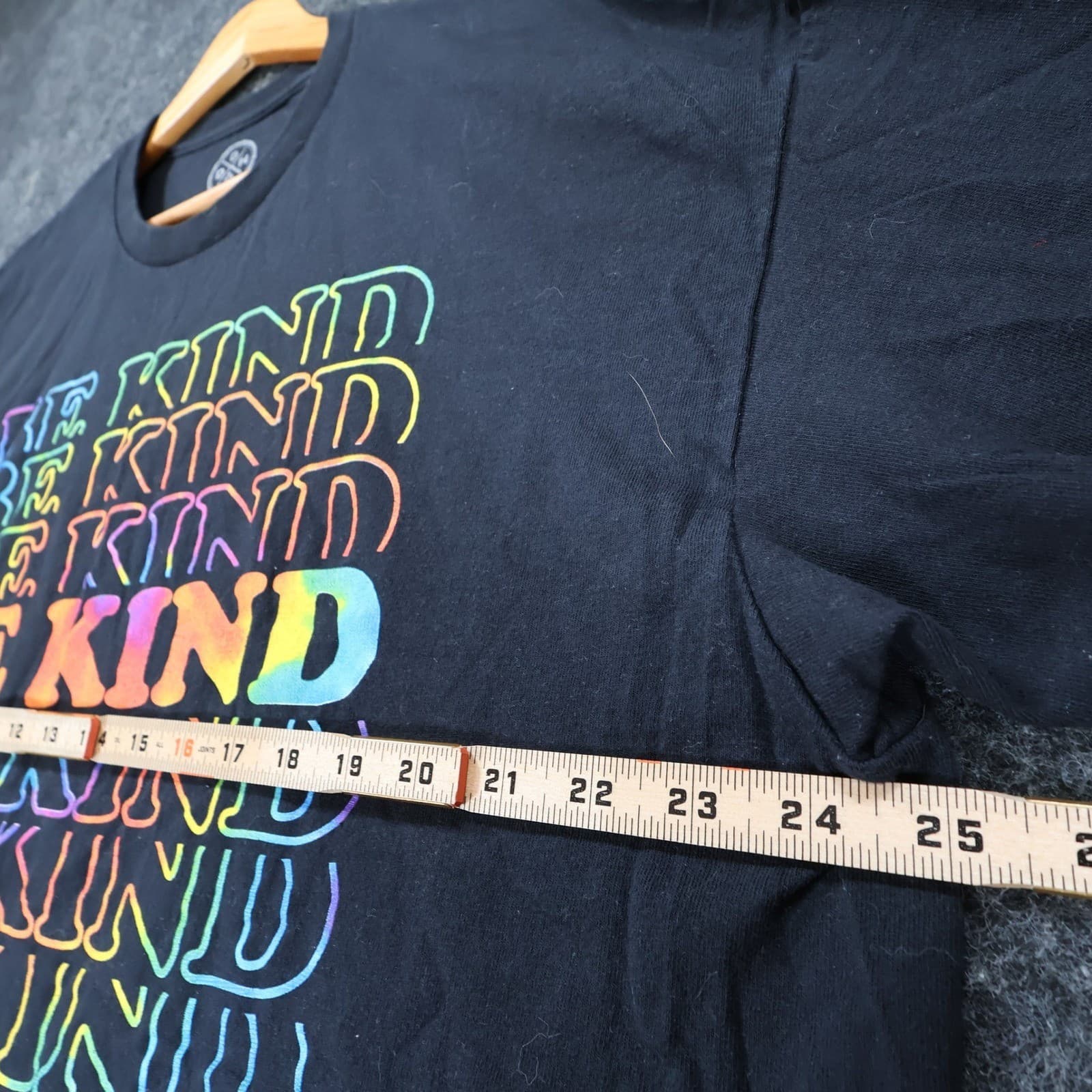 DOM T-Shirt Mens 2XL Black Cotton Be Kind Rainbow Graphic Tee Streetwear - Thumbnail 4
