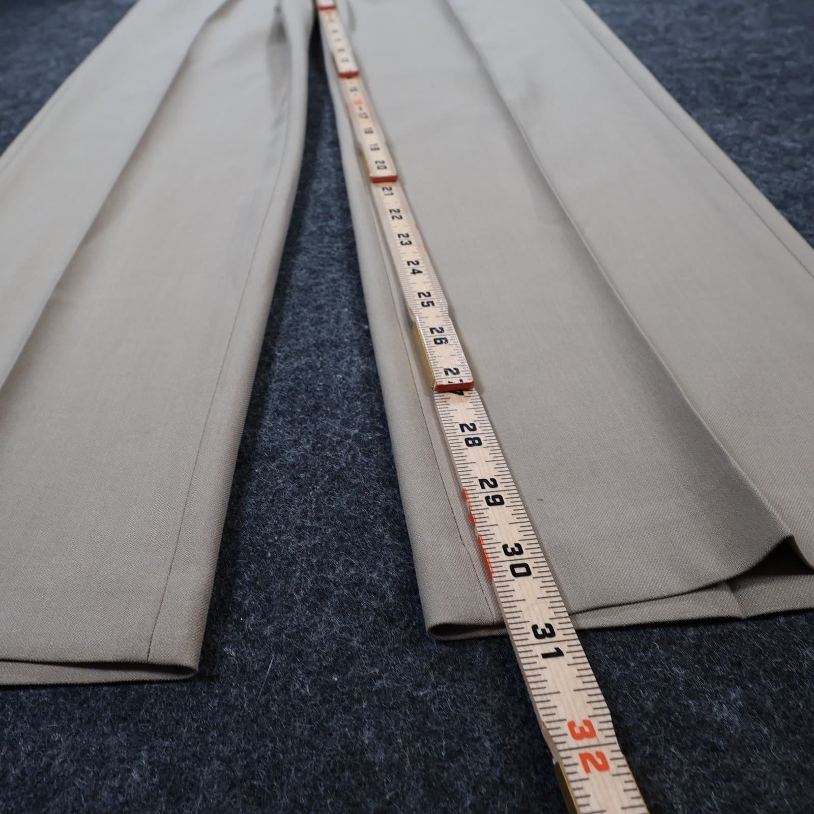 Haggar Dress Pants Mens 30x32 Tan Polyester Straight Fit Khaki Business Casual - Thumbnail 4