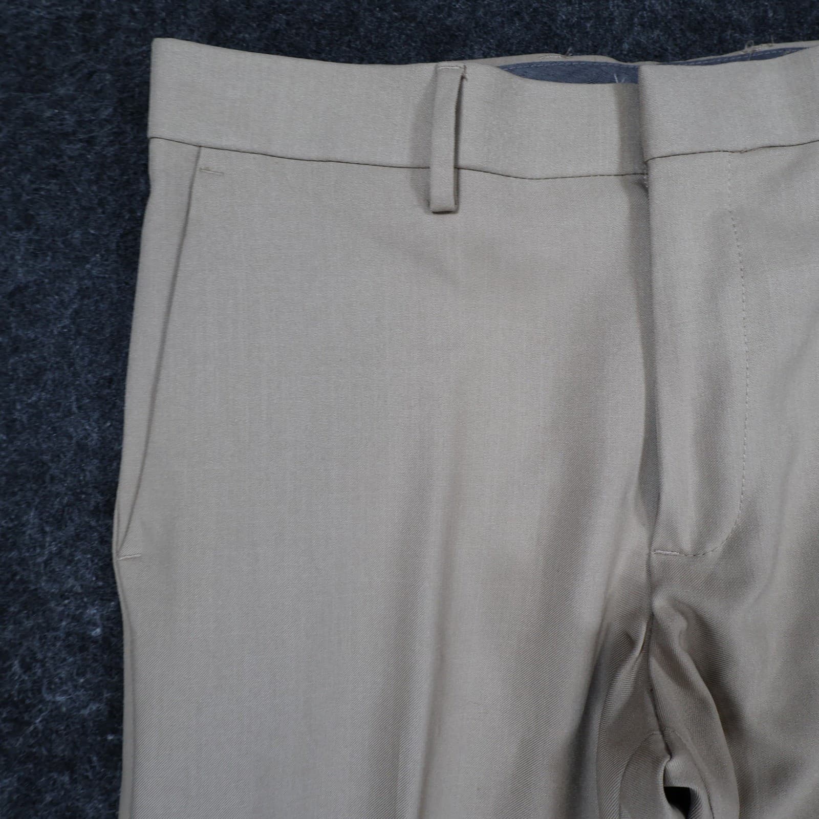 Haggar Dress Pants Mens 30x32 Tan Polyester Straight Fit Khaki Business Casual - Thumbnail 10
