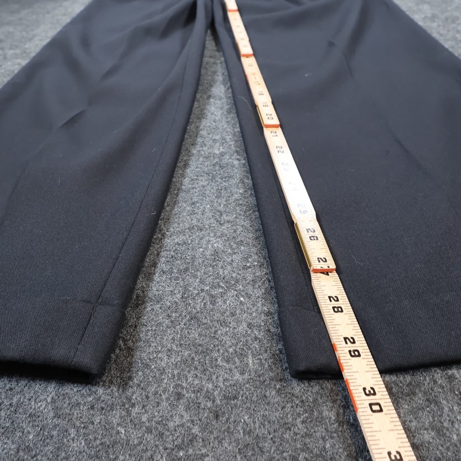 Axist Dress Pants Mens 36x30 Black Poly Rayon Pleated Cuffed Business Trousers - Thumbnail 4