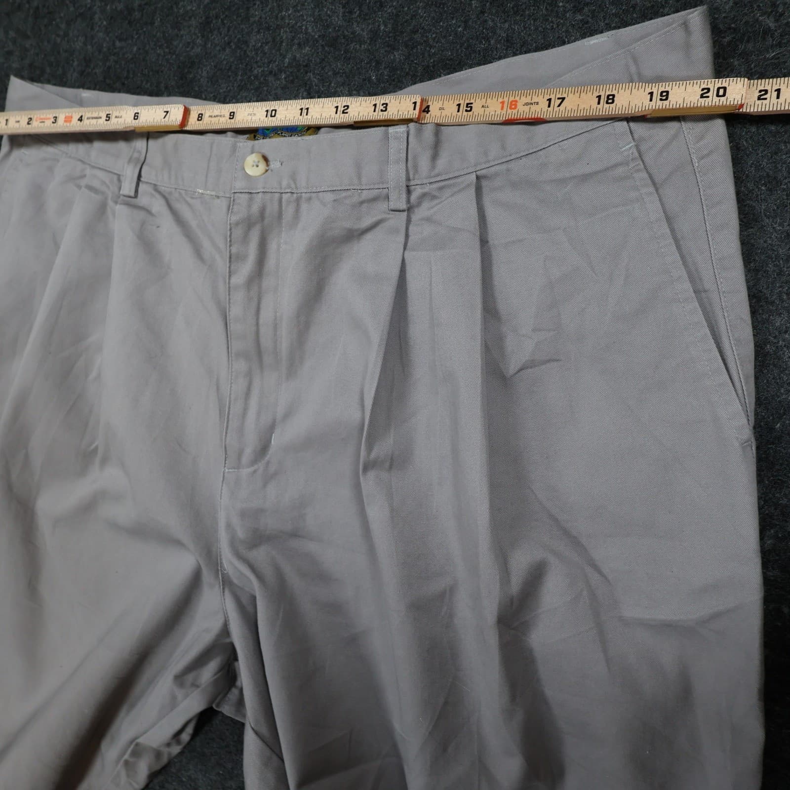 Native Habitat Planet Earth Pleated Shorts Mens 42 Gray Cotton Relaxed Casual - Thumbnail 6