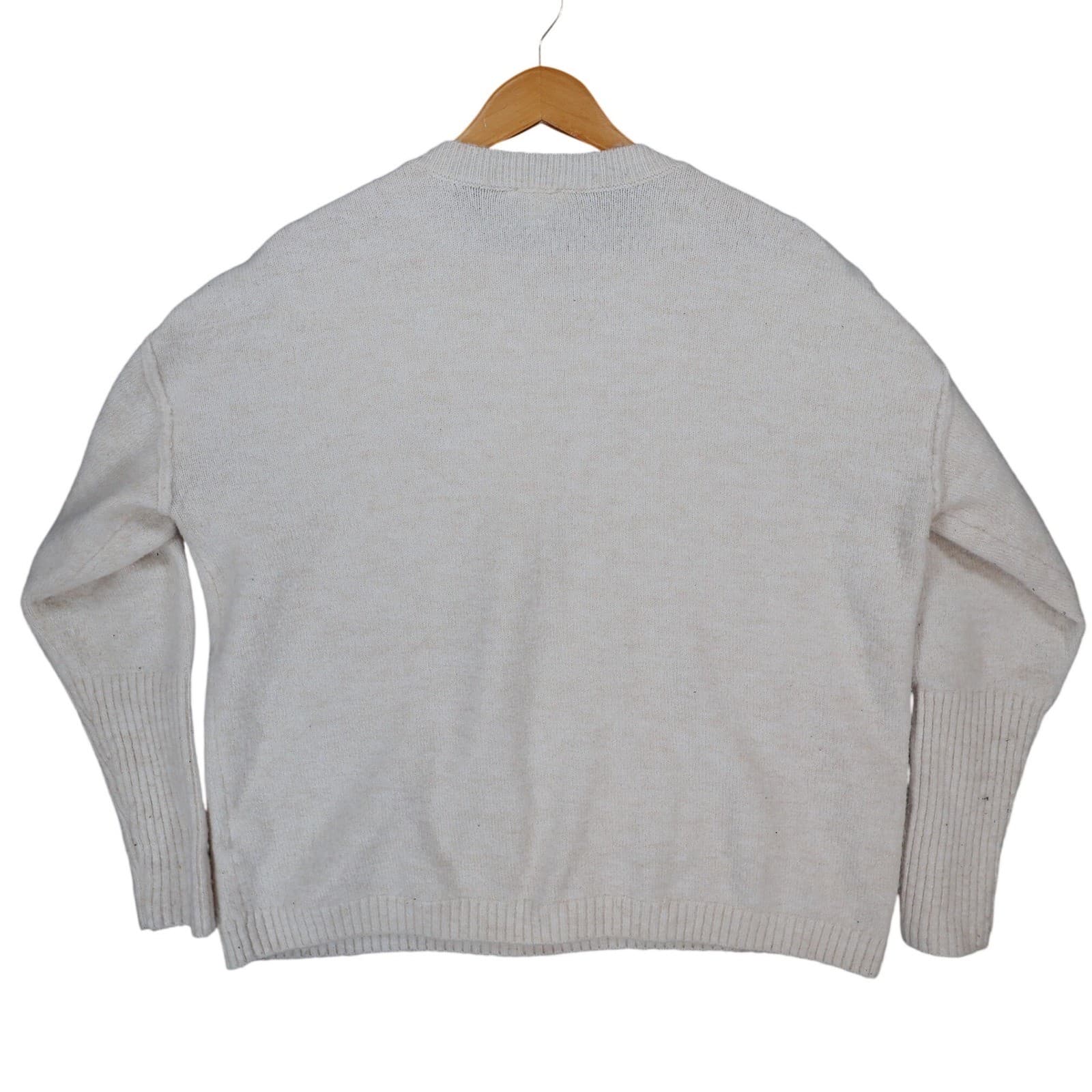 Legendary Outfitters Sweater Womens M Cream Acrylic Blend Relaxed Crewneck Cozy - Thumbnail 2