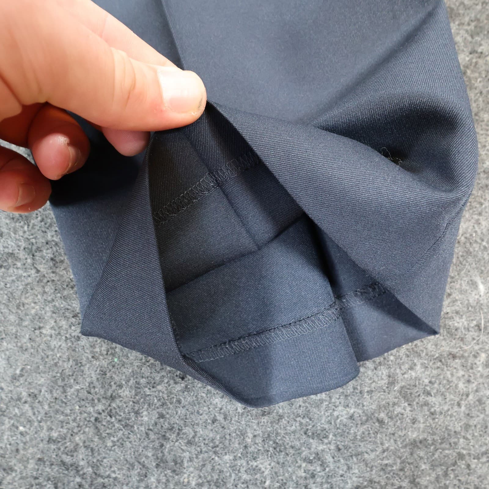 Van Heusen Traveler Dress Pants Mens 32/30 Navy Blue Polyester Straight Slacks - Thumbnail 13