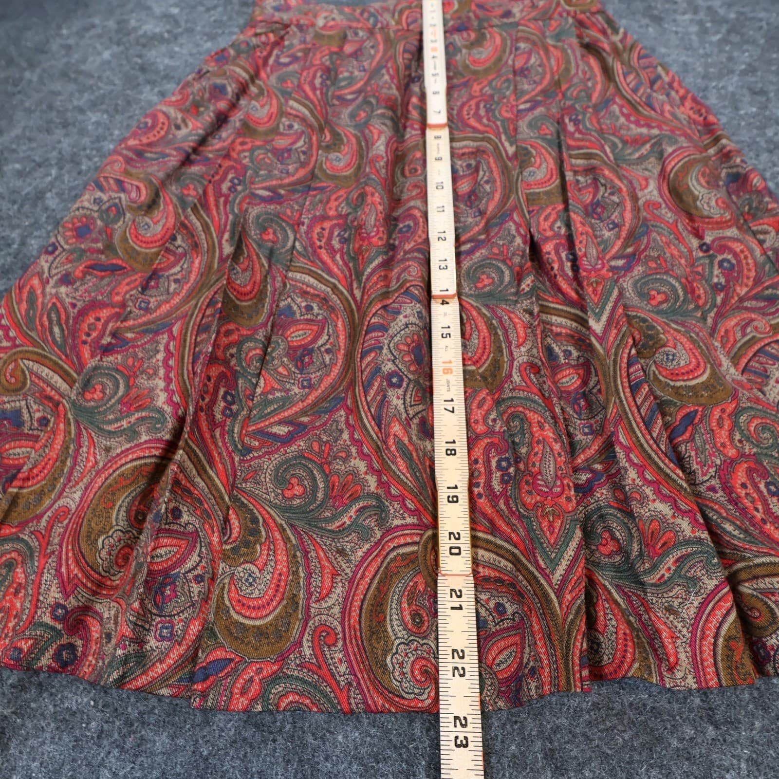 Diversity Skirt Womens 8 Petite Red Paisley Rayon Pleated A-Line Made in USA - Thumbnail 5