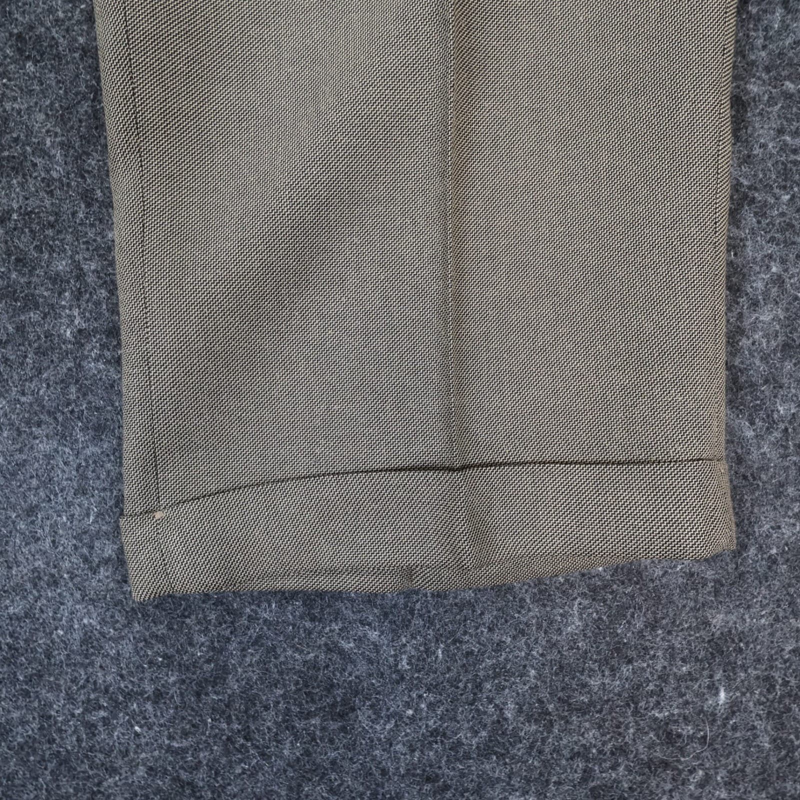 Van Heusen Dress Pants Mens 38x30 Brown Rayon Polyester Pleated Relaxed Slacks - Thumbnail 13