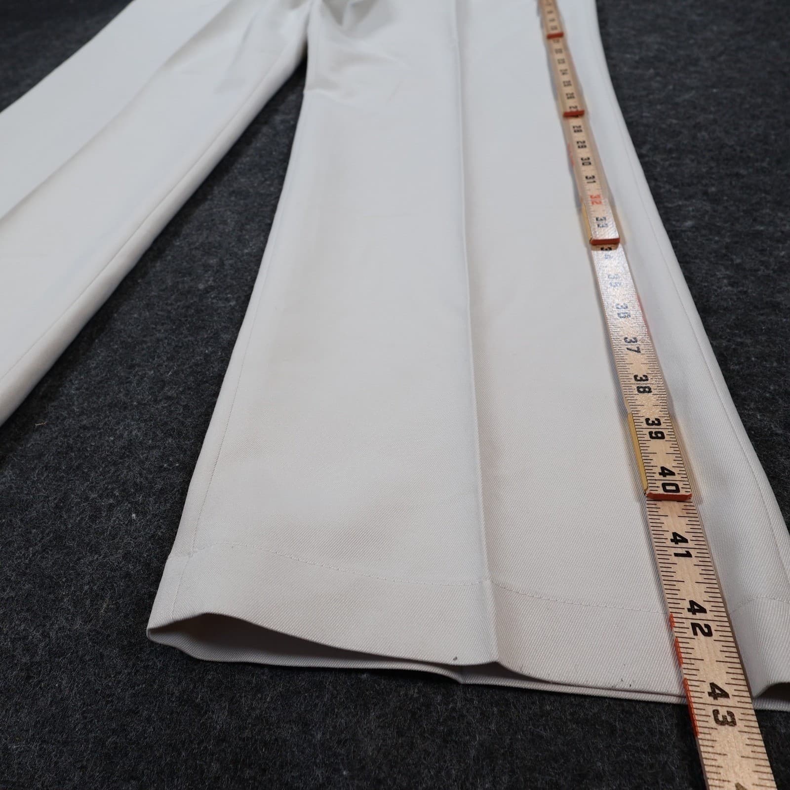 Greg Norman Golf Pants Mens 38x32 Beige Polyester Five Iron Regular Trousers - Thumbnail 3