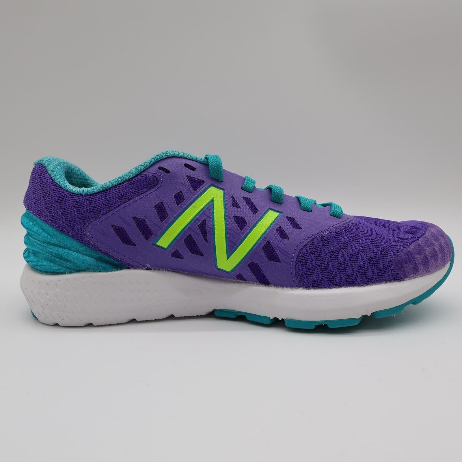 New Balance FuelCore Urge Running Shoes Kids 3.5 Purple KJURGPPY Athletic - Thumbnail 9