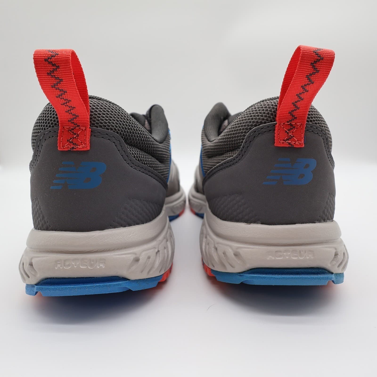 New Balance Trail Running Shoes Mens 8.5 Grey MT510LG5 All Terrain Sneakers - Thumbnail 4