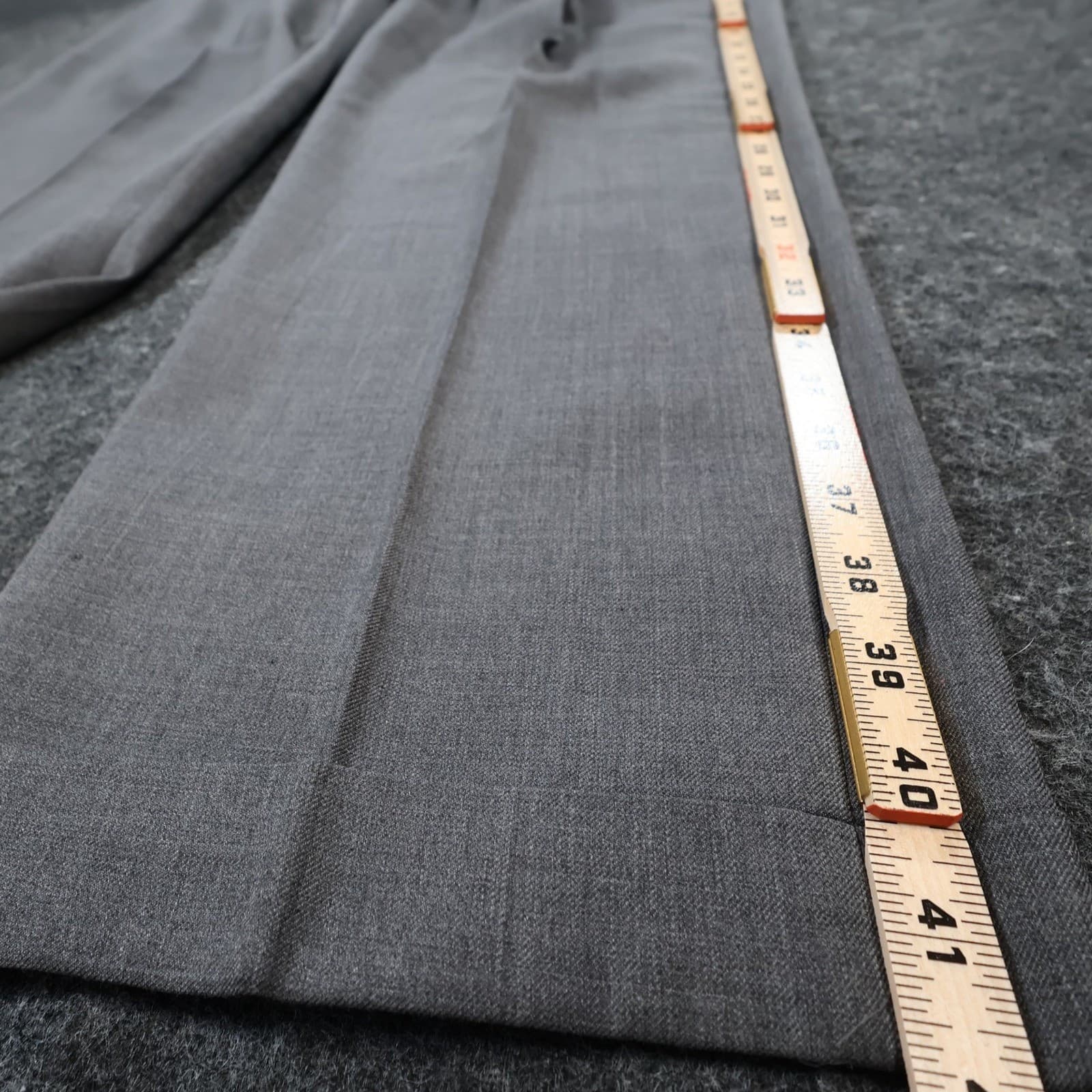 Stafford Dress Pants Mens 34x32 Gray Worsted Wool Blend Pleated Cuffed Slacks - Thumbnail 3