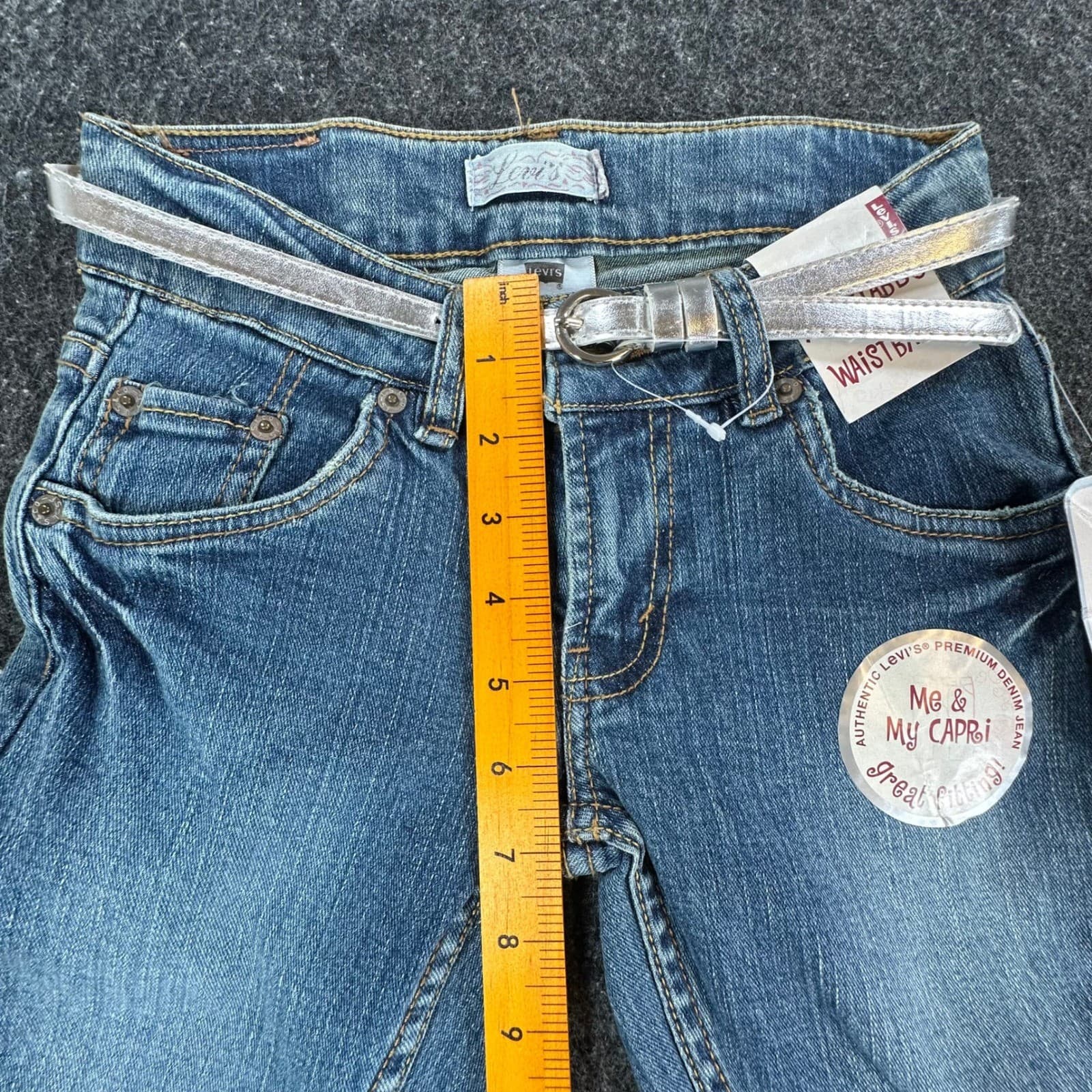 Levi's Capri Jeans Girls Size 8 Blue Denim Ramie Blend Y2K New With Tags Belt - Thumbnail 5