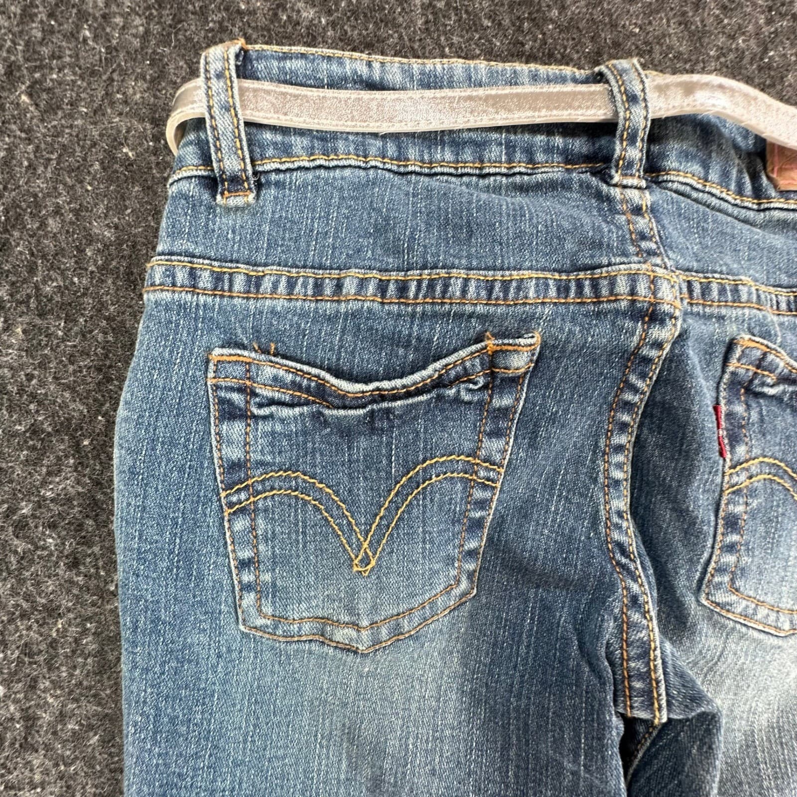Levi's Capri Jeans Girls Size 8 Blue Denim Ramie Blend Y2K New With Tags Belt - Thumbnail 17