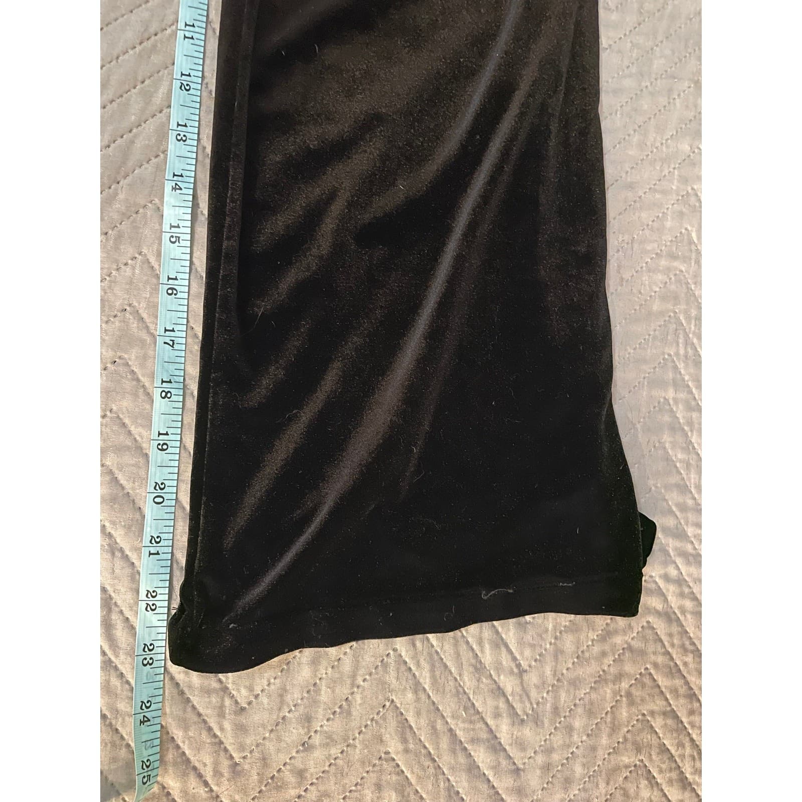 Vintage Peter Nygard Women’s Small Black Velour Wide-Leg Pants - Thumbnail 6