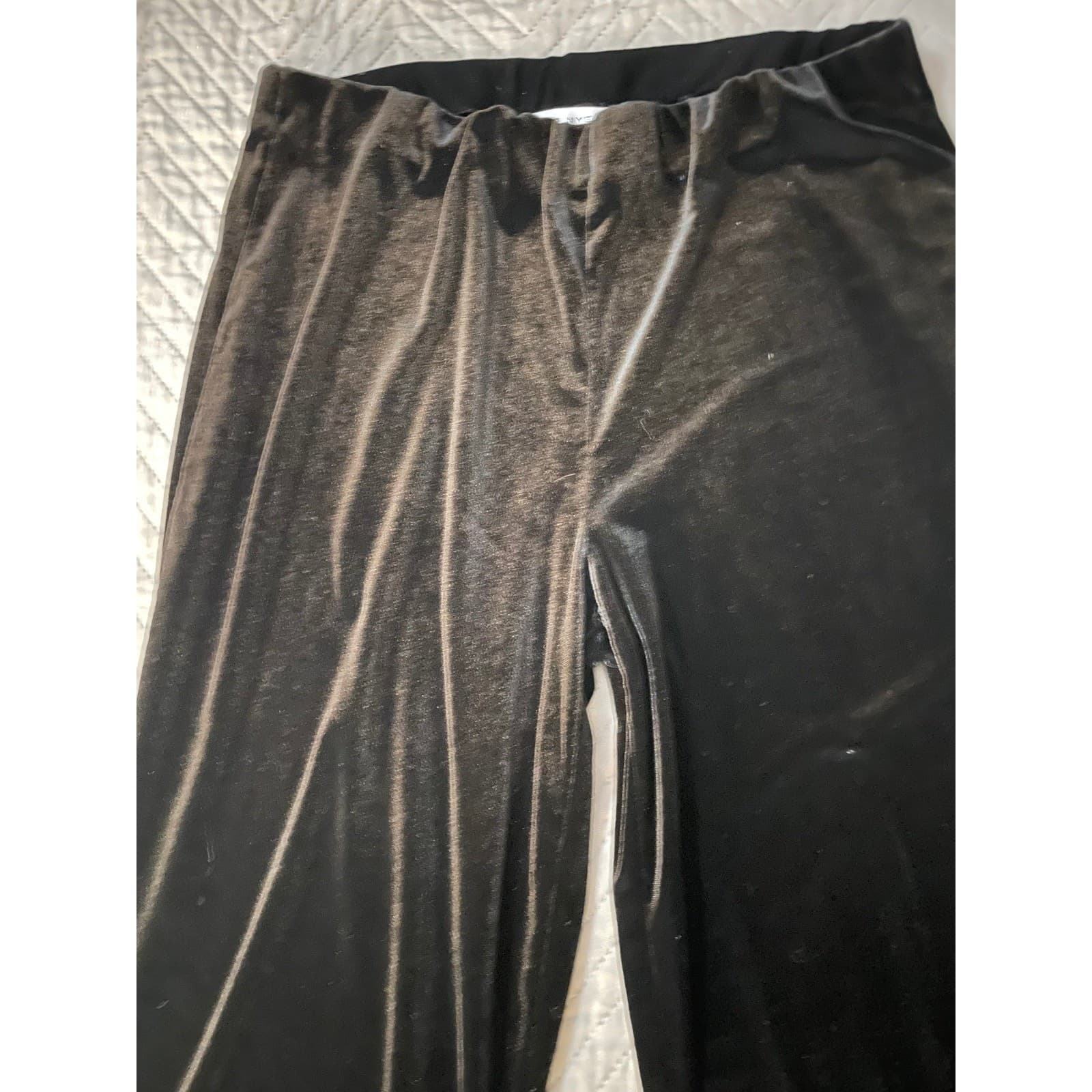 Vintage Peter Nygard Women’s Small Black Velour Wide-Leg Pants - Thumbnail 2