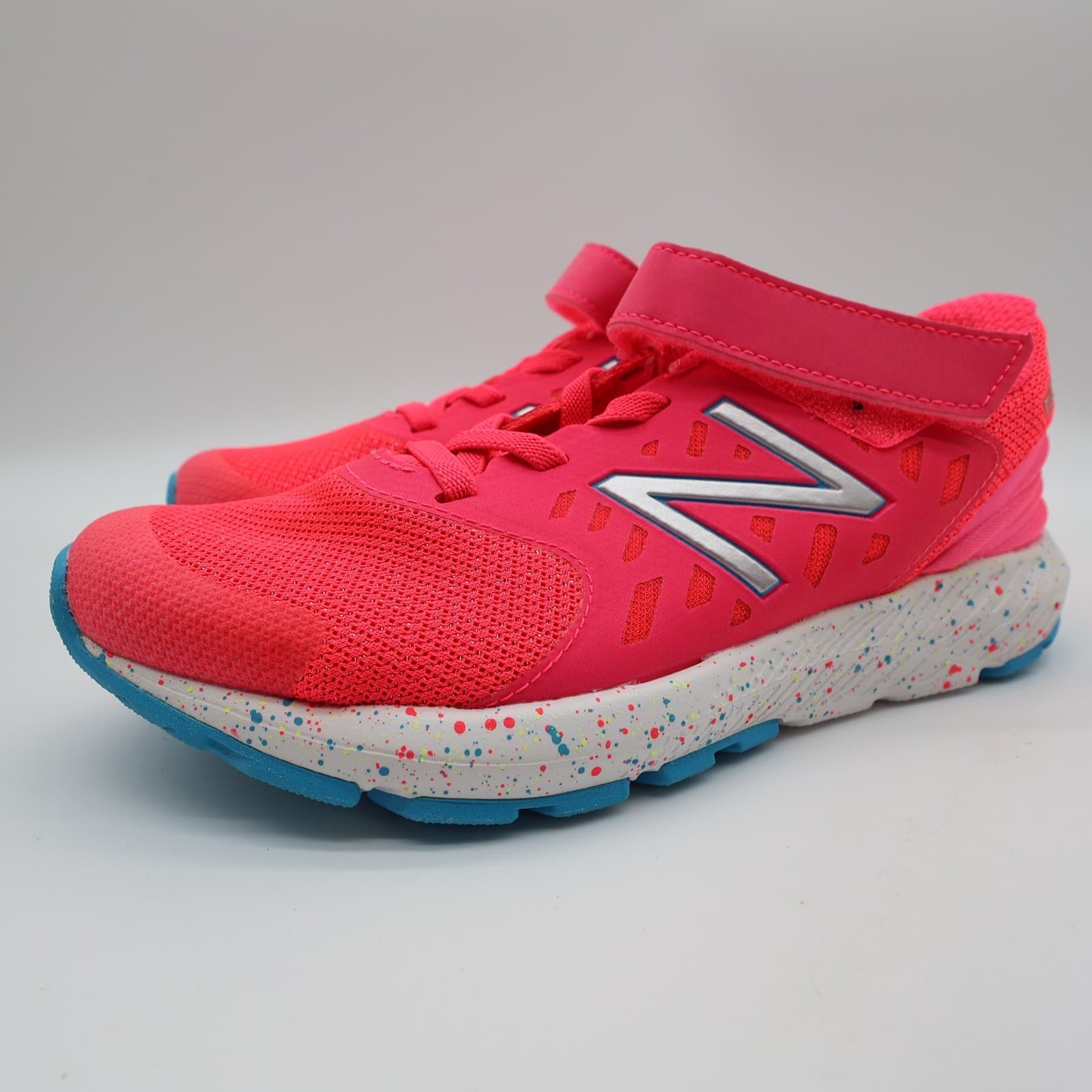 New Balance FuelCore Urge Kids Size 3 Pink Mesh Hook Loop Running Shoes KVURGPGP - Thumbnail 2