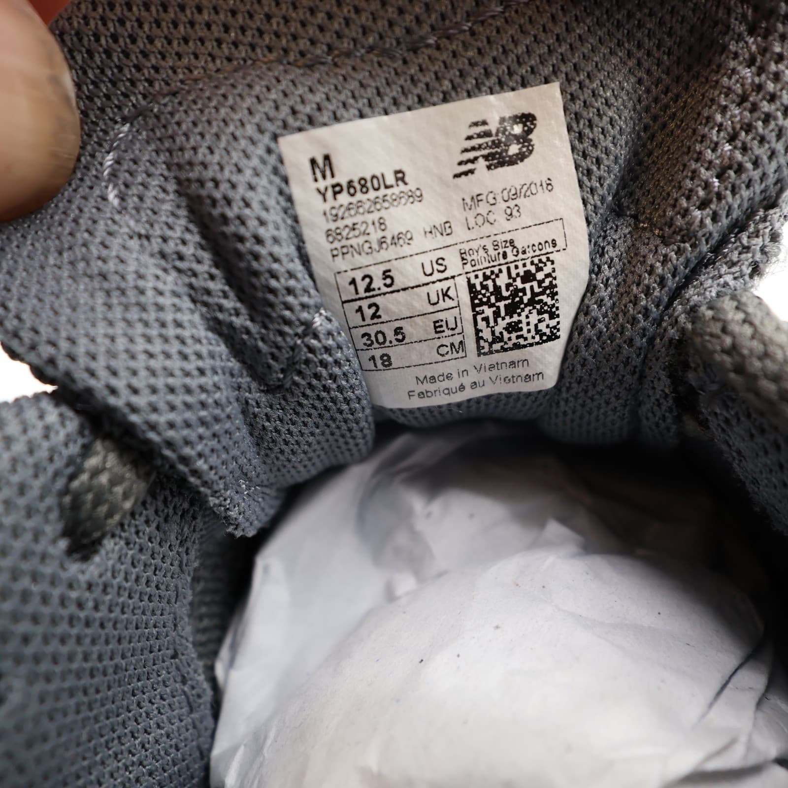 New Balance 680v2 Running Shoes Boys 12.5 Grey Mesh TechRide YP680LR Sneaker - Thumbnail 6