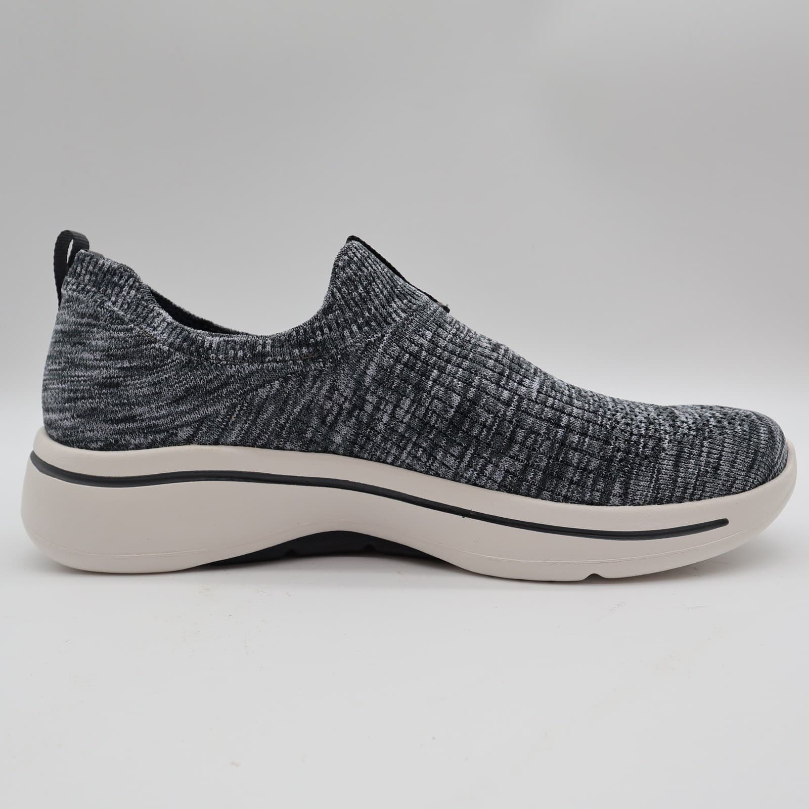 Skechers Go Walk Arch Fit Women’s Slip On Gray Blue Rainbow Sunrise 10 - Thumbnail 9