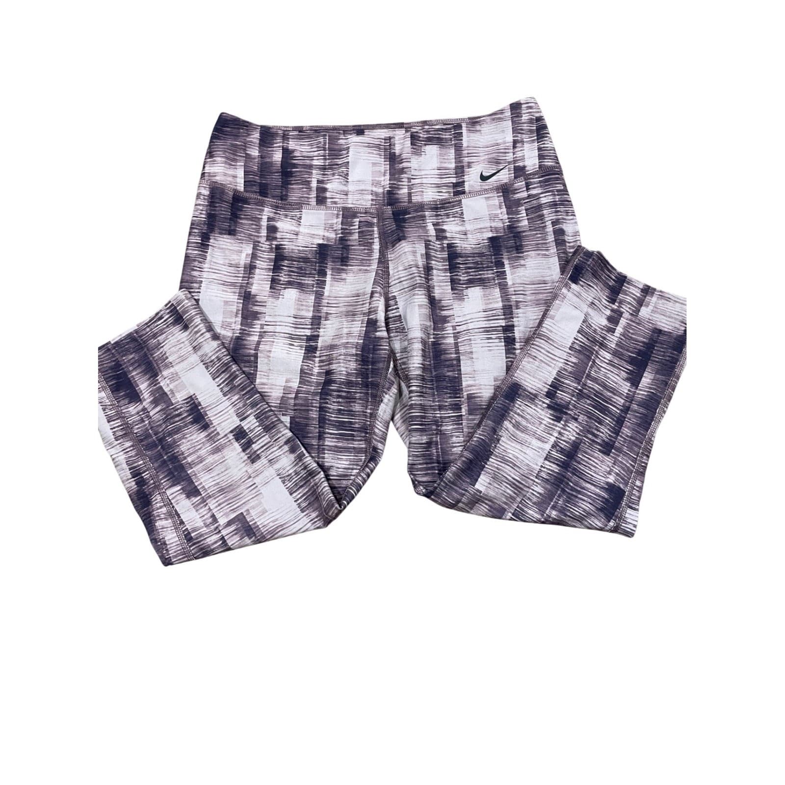 Nike Dri-Fit Women's Purple Patterned Capri Leggings Size M