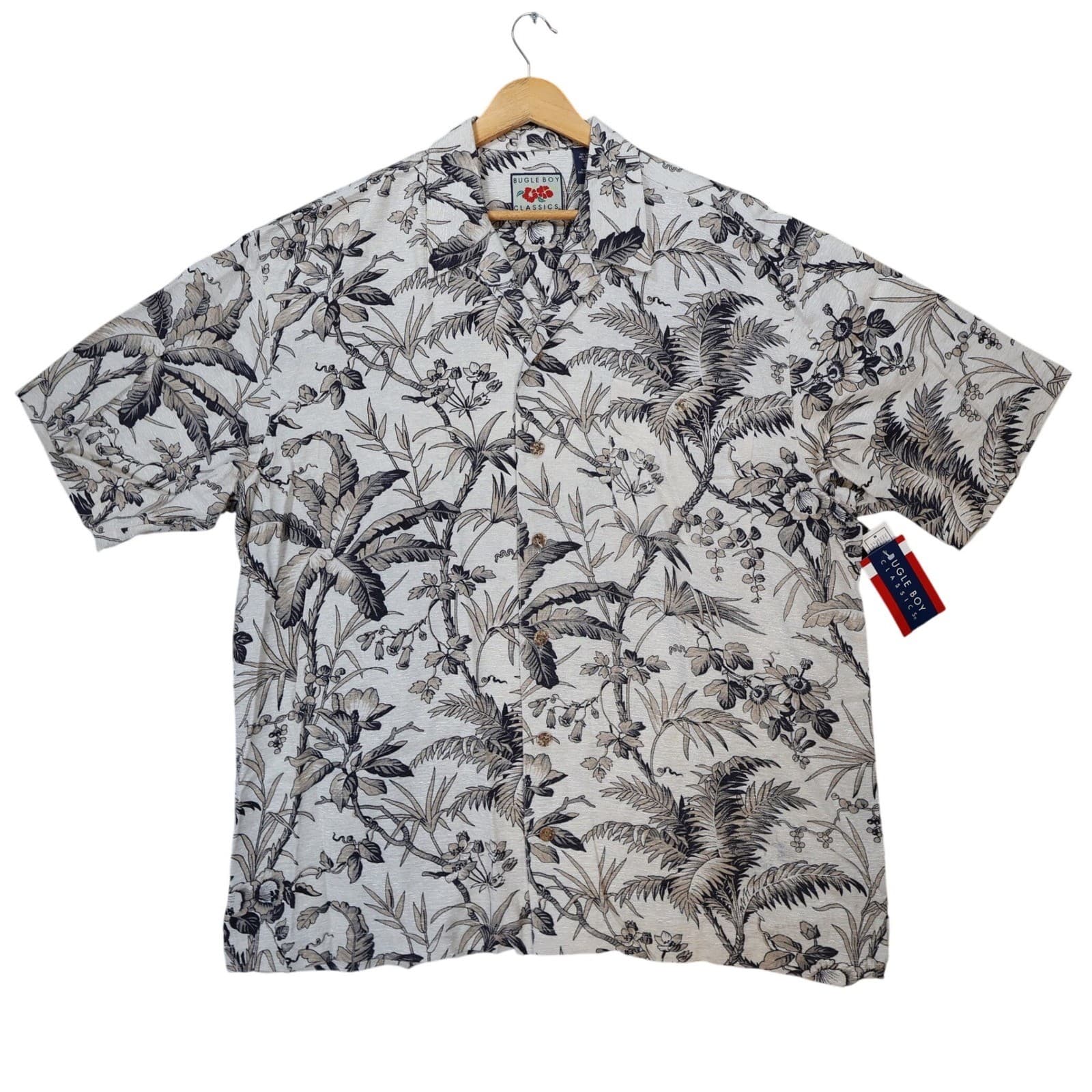 Bugle Boy Classics Button Up Shirt Mens XL Beige New Silk Rayon Tropical Floral