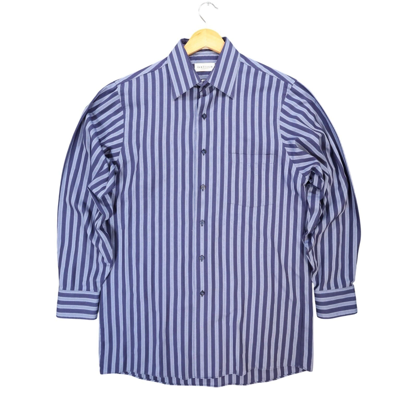 Van Heusen Button Down Mens 15 32/33 Excellent Striped Broadcloth Wrinkle Free