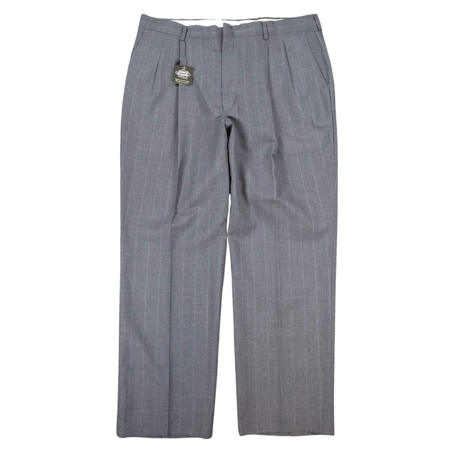 Haggar Dress Pants Mens 38x30 Gray Wool Blend Pleated Gentleman's Fit Pinstripe