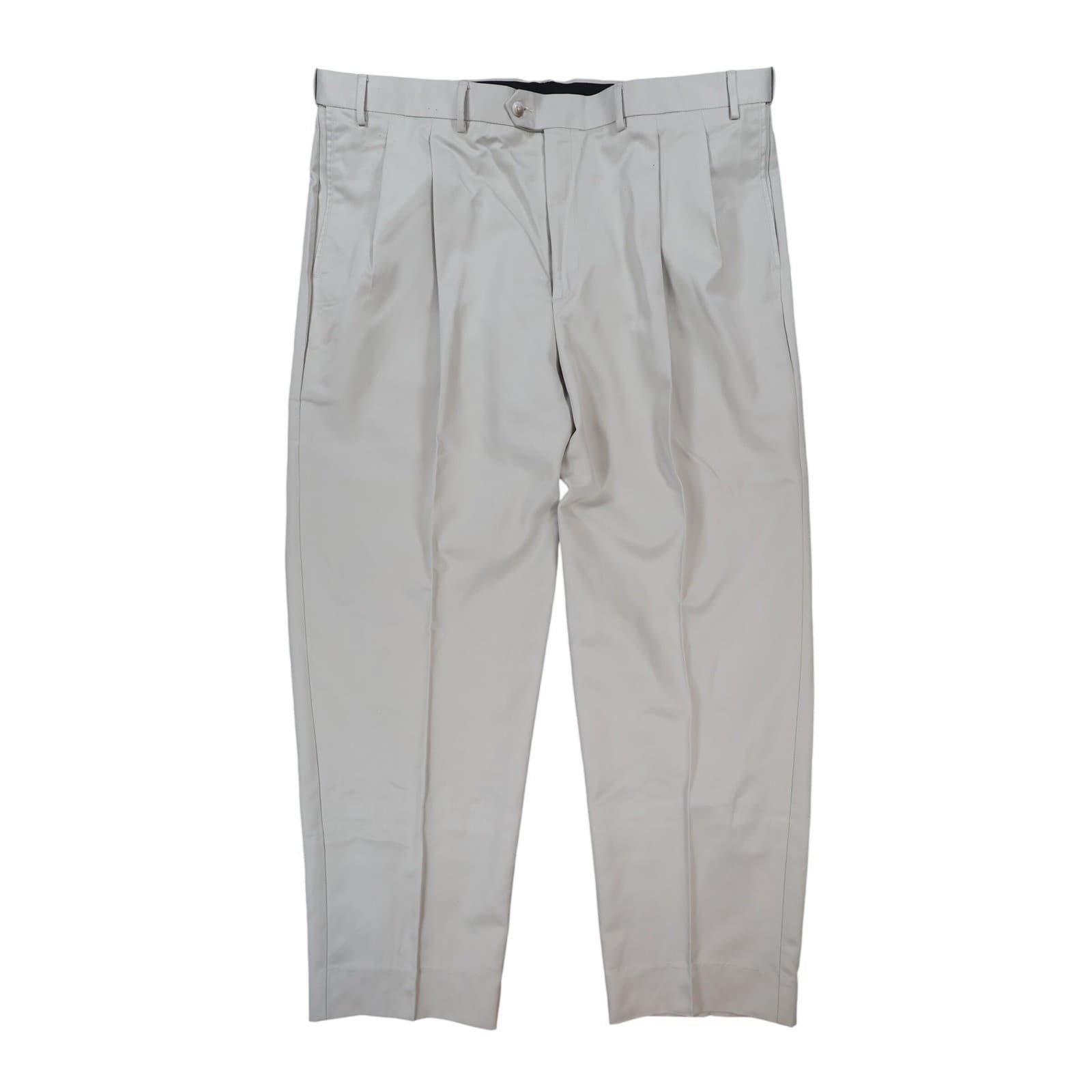 Roundtree & Yorke Dress Pants Mens 44x34 Beige Excellent Pleated Easy Care
