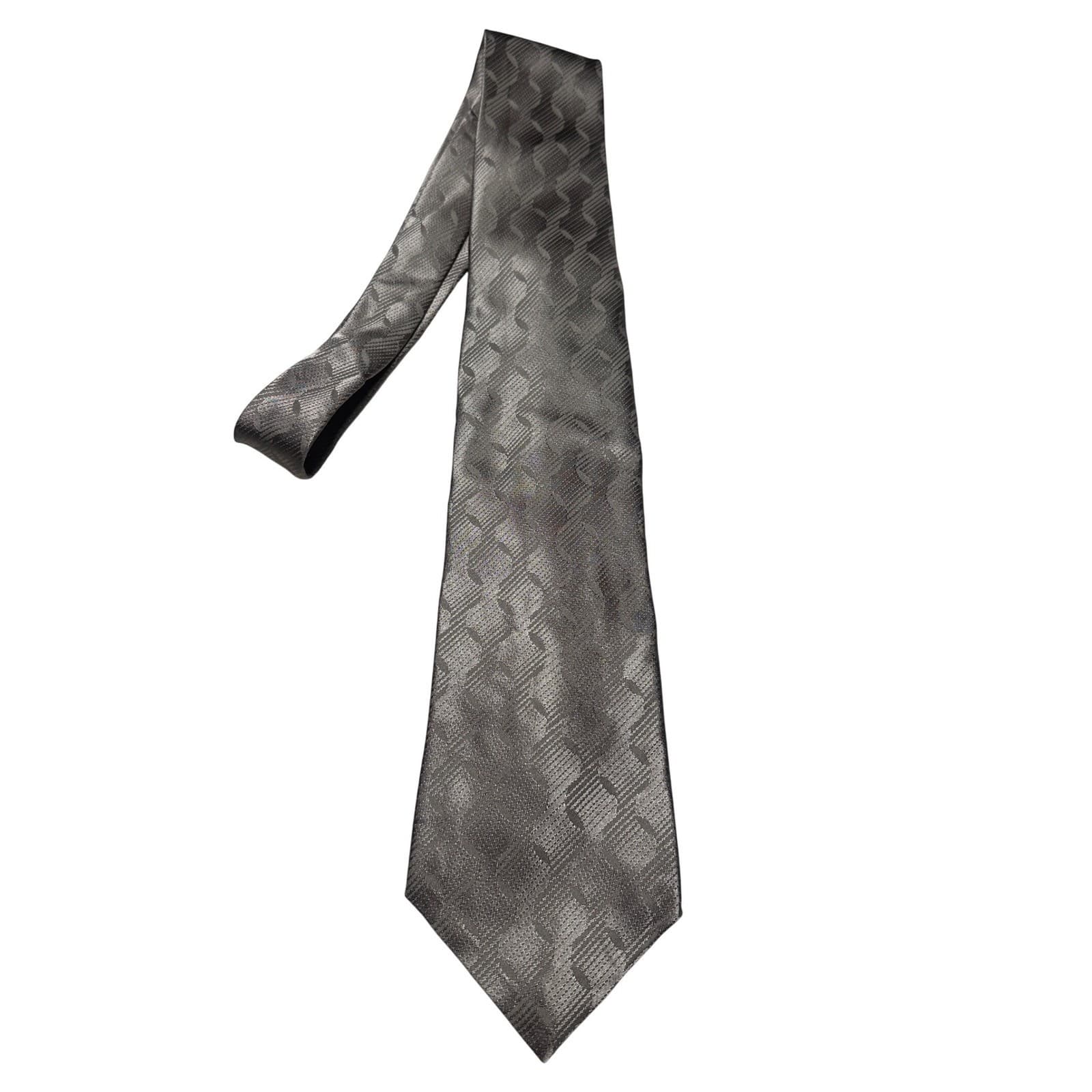 Vintage Don Loper Beverly Hills Mens Tie Gray Geometric Jacquard Polyester