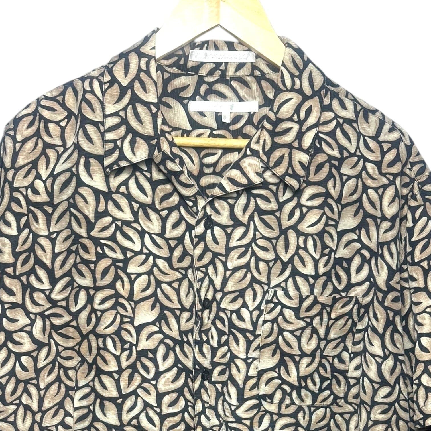 Perry Ellis Womens XL Leaf Print Button Up Short Sleeve Shirt Relaxed Fit